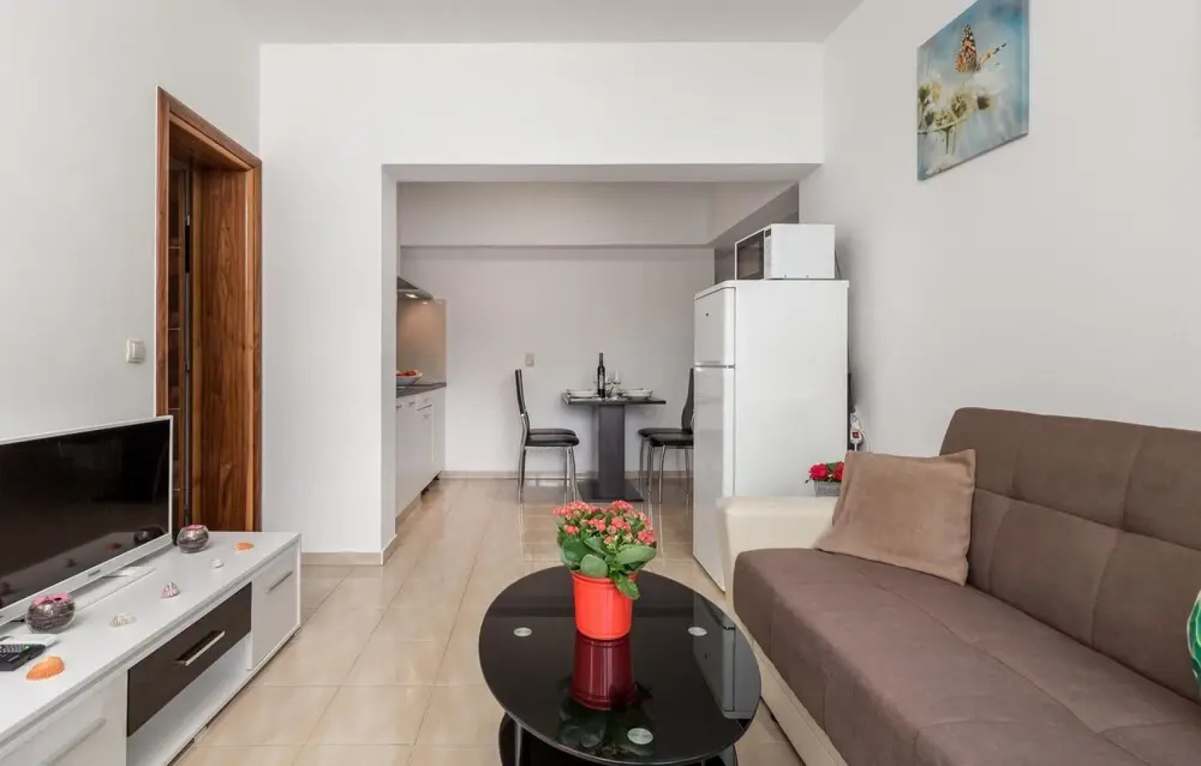 Nice Home in Vrh With Wifi and 1 Bedrooms