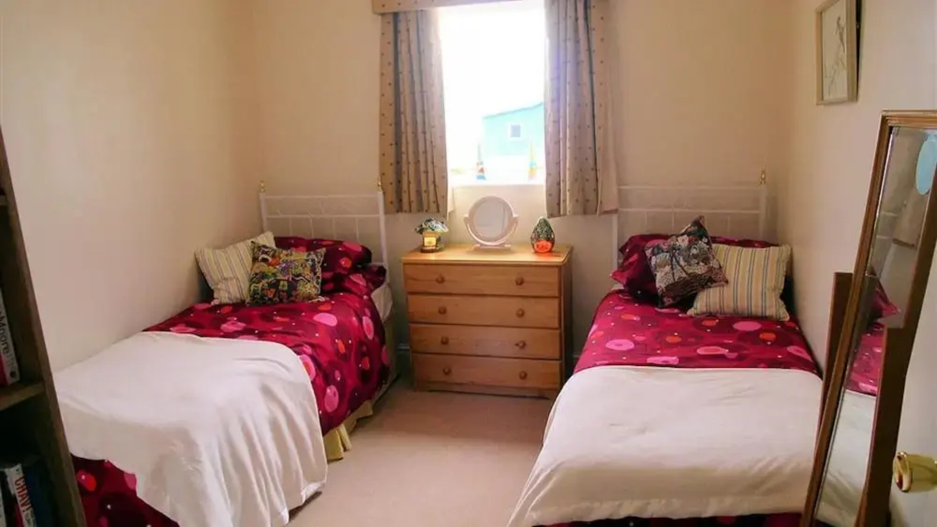 Freshwater Bay Hol Vge 16