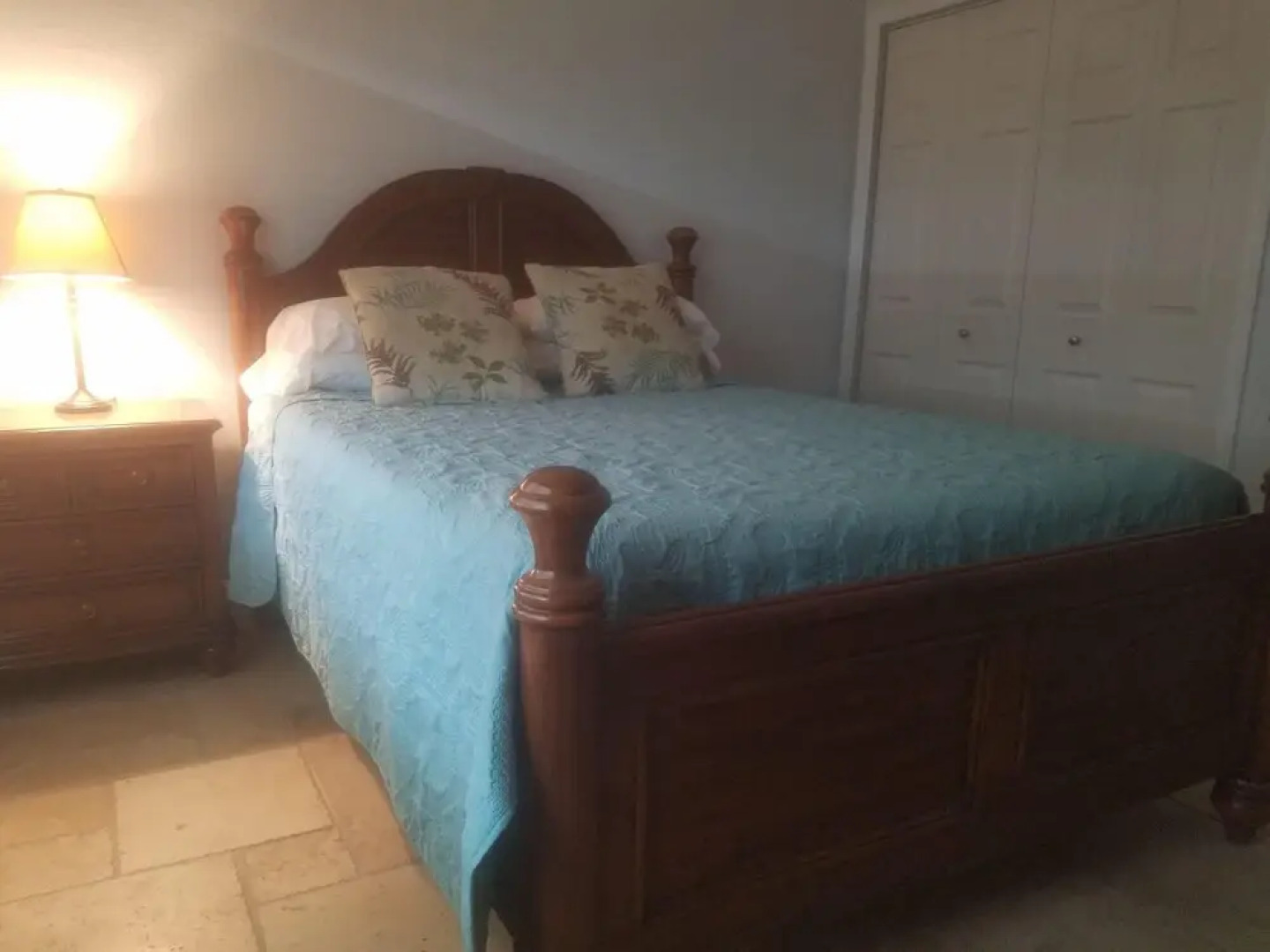 Vistalmar Two Bedroom Deluxe Apartment