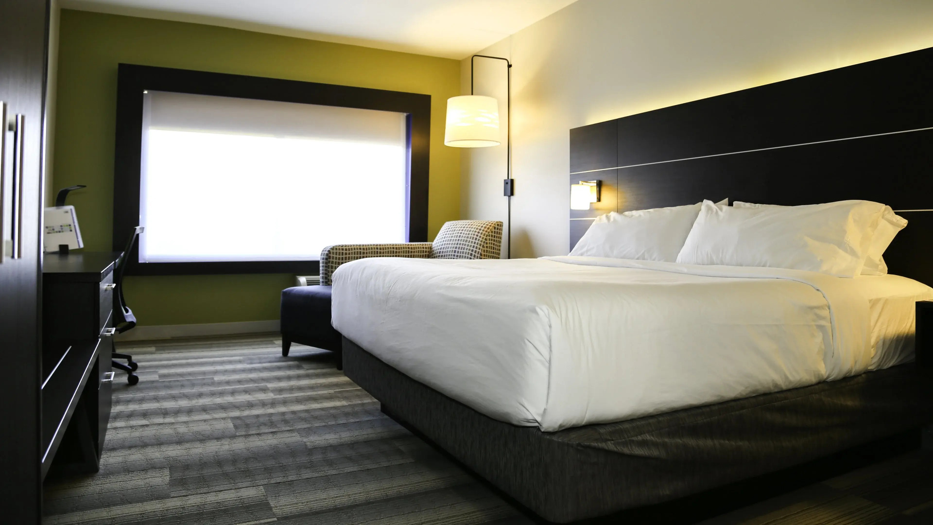 Holiday Inn Express & Suites Kingston-Ulster by IHG
