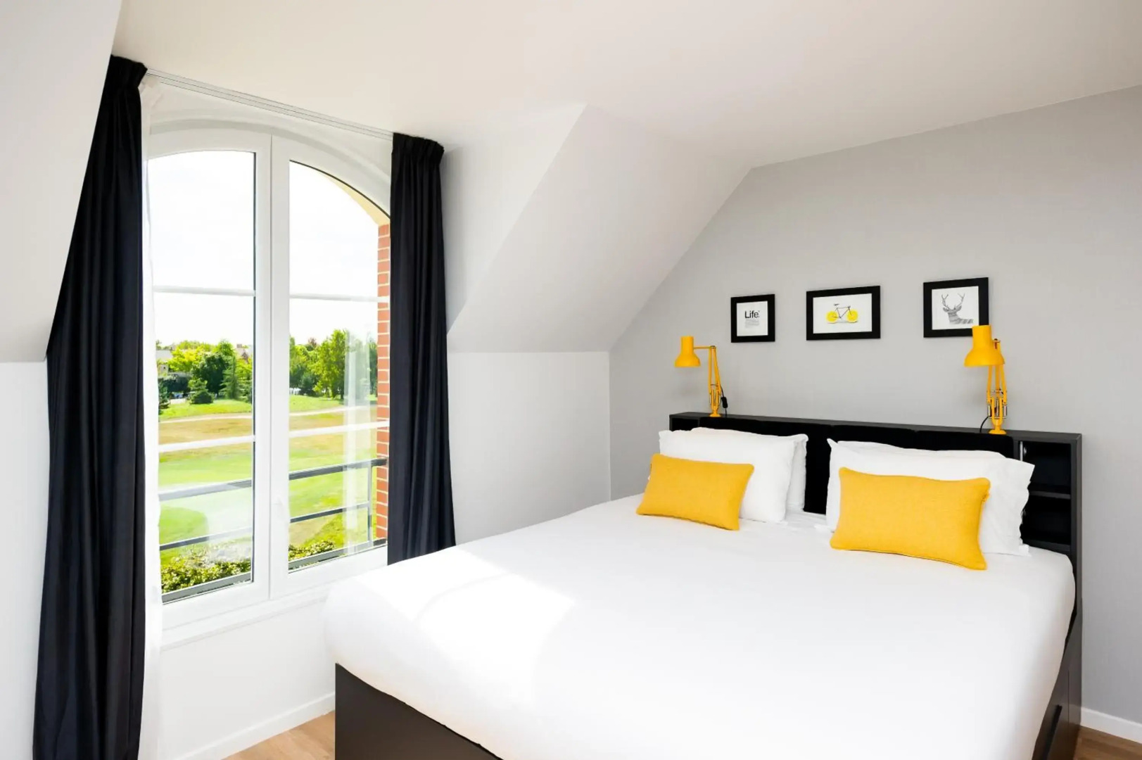 Staycity Aparthotels, Near Disneyland® Paris