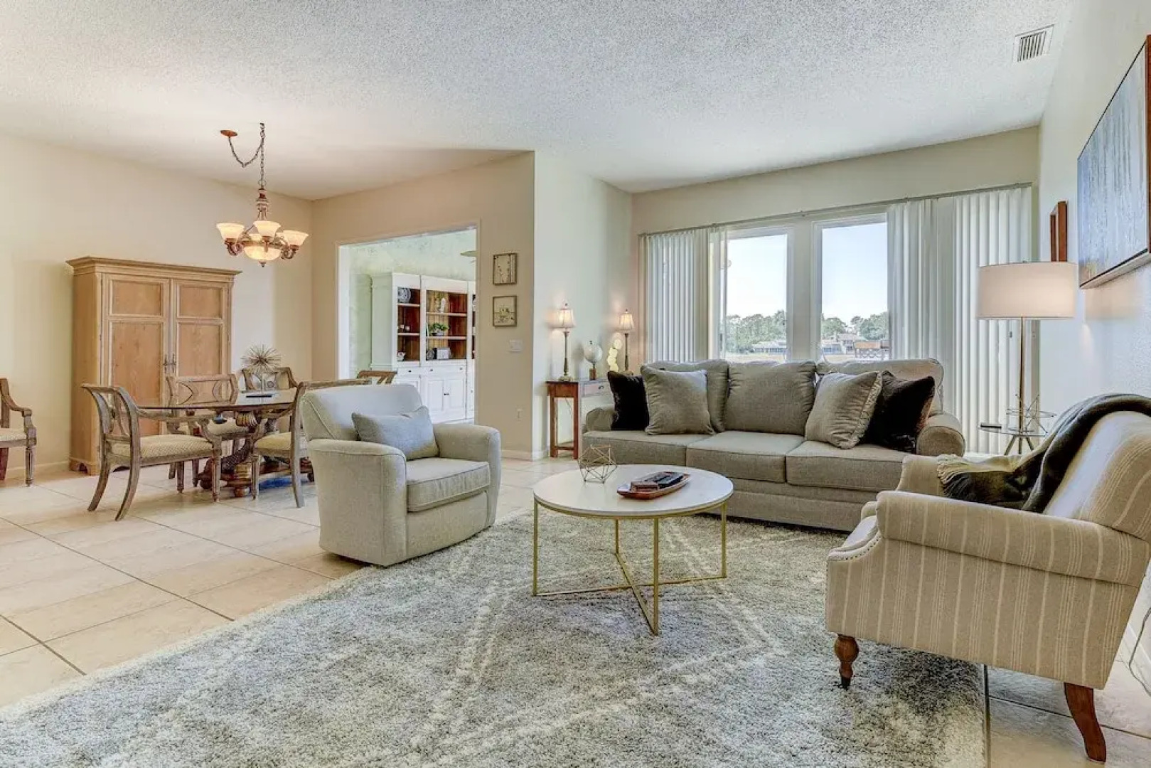 Tifton Way 2 by Vtrips