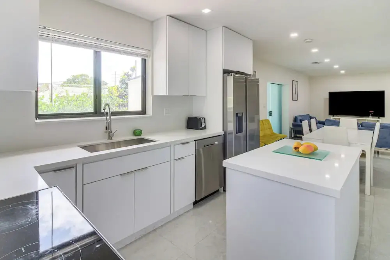 5 Mi to Beach: Group Getaway w/ Yard in Miami