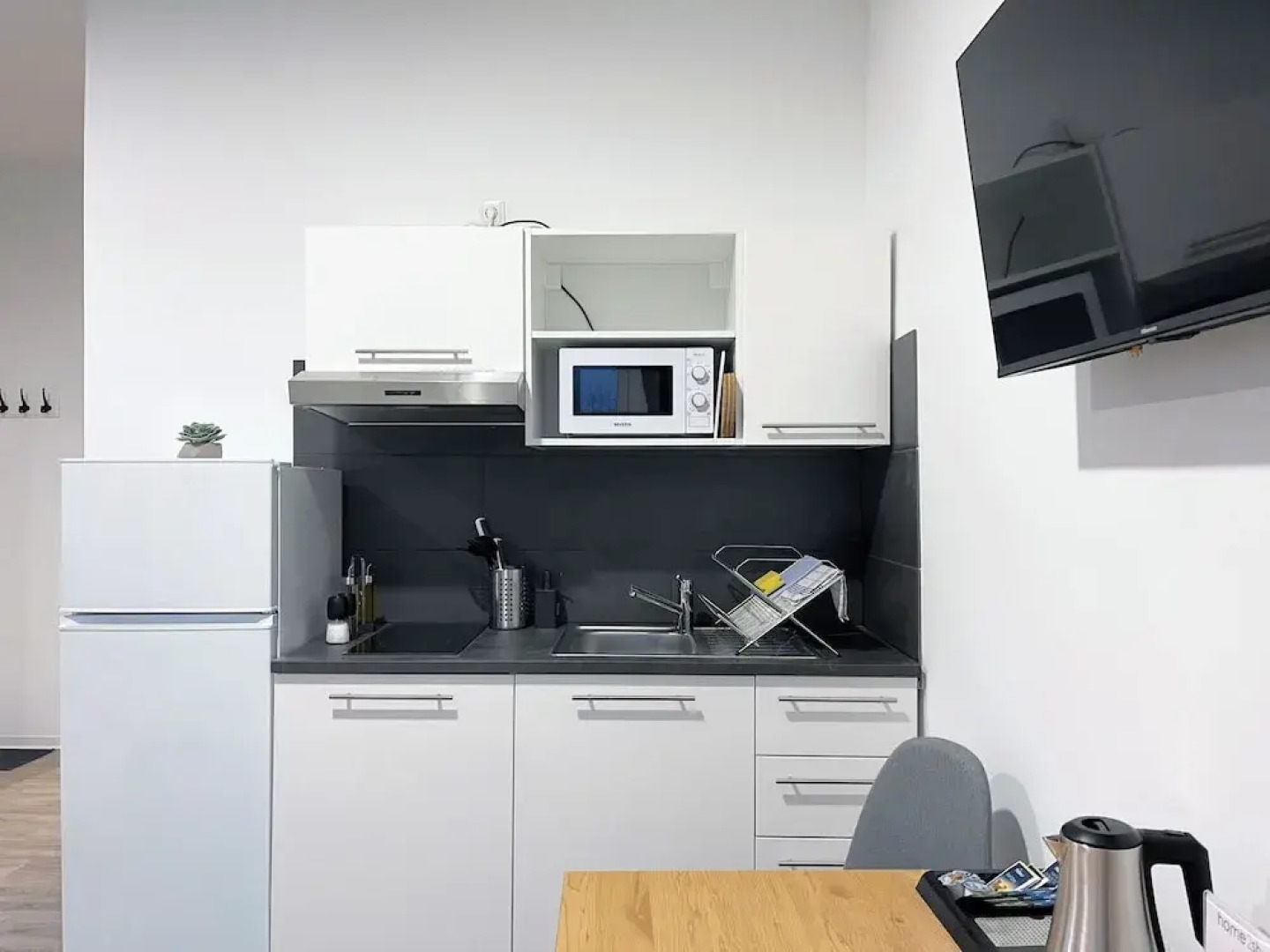 Hochwertige Studios für Monteure