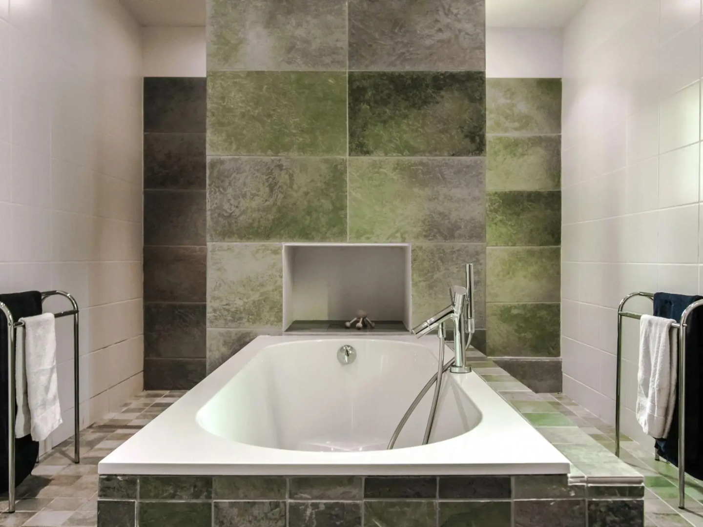 Modern Villa with Private Pool in Cabris