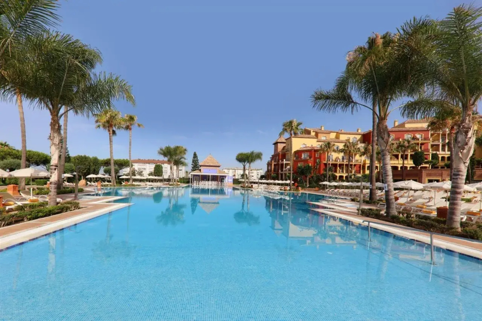 Отель Iberostar Waves Málaga Playa