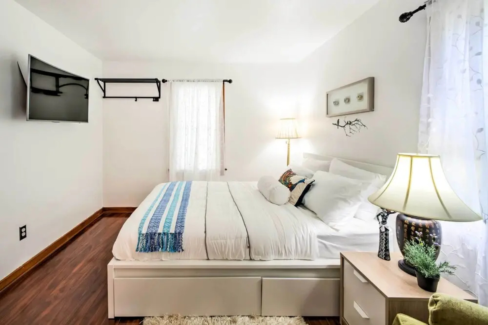 Spacious Retreat w/ Pool ~ 2 Mi to Hershey Park!