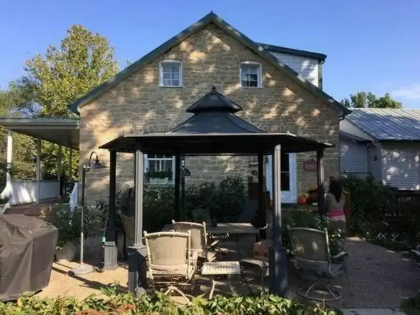 Stone Haus Bed & Breakfast