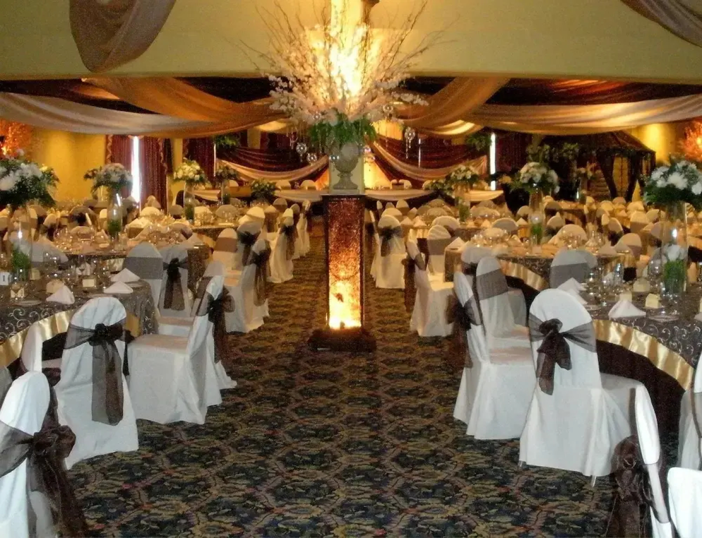Cara Suites Hotel & Conference