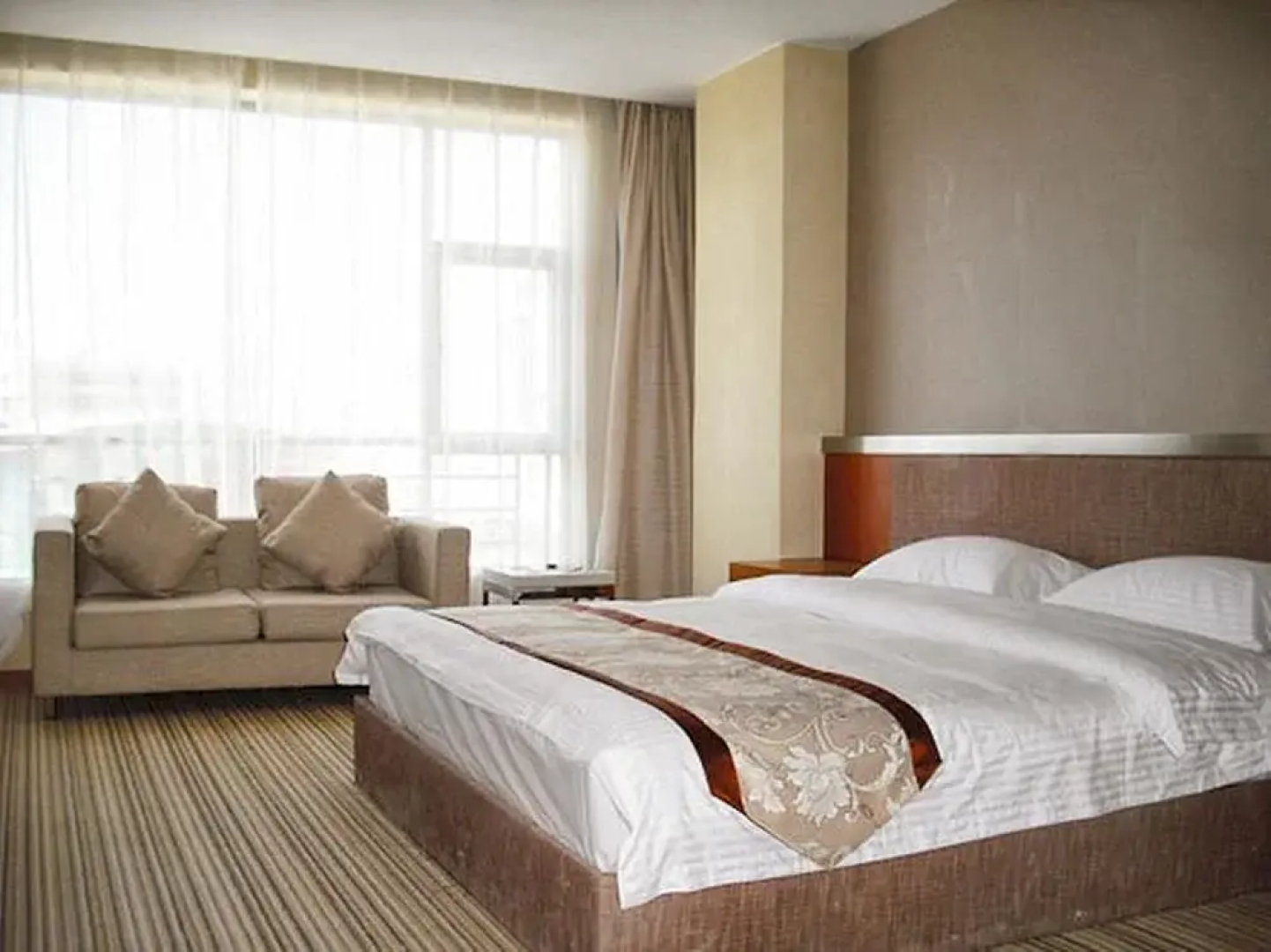 Jinlun Holiday Beibuwan Hotel Chuxiong