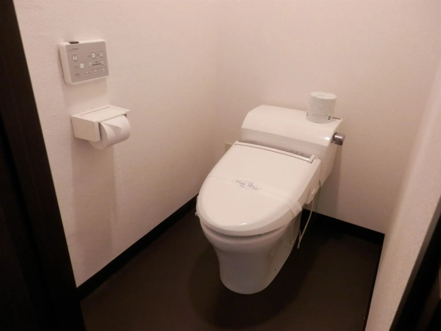 Hiroshima Peace Hotel - Hostel