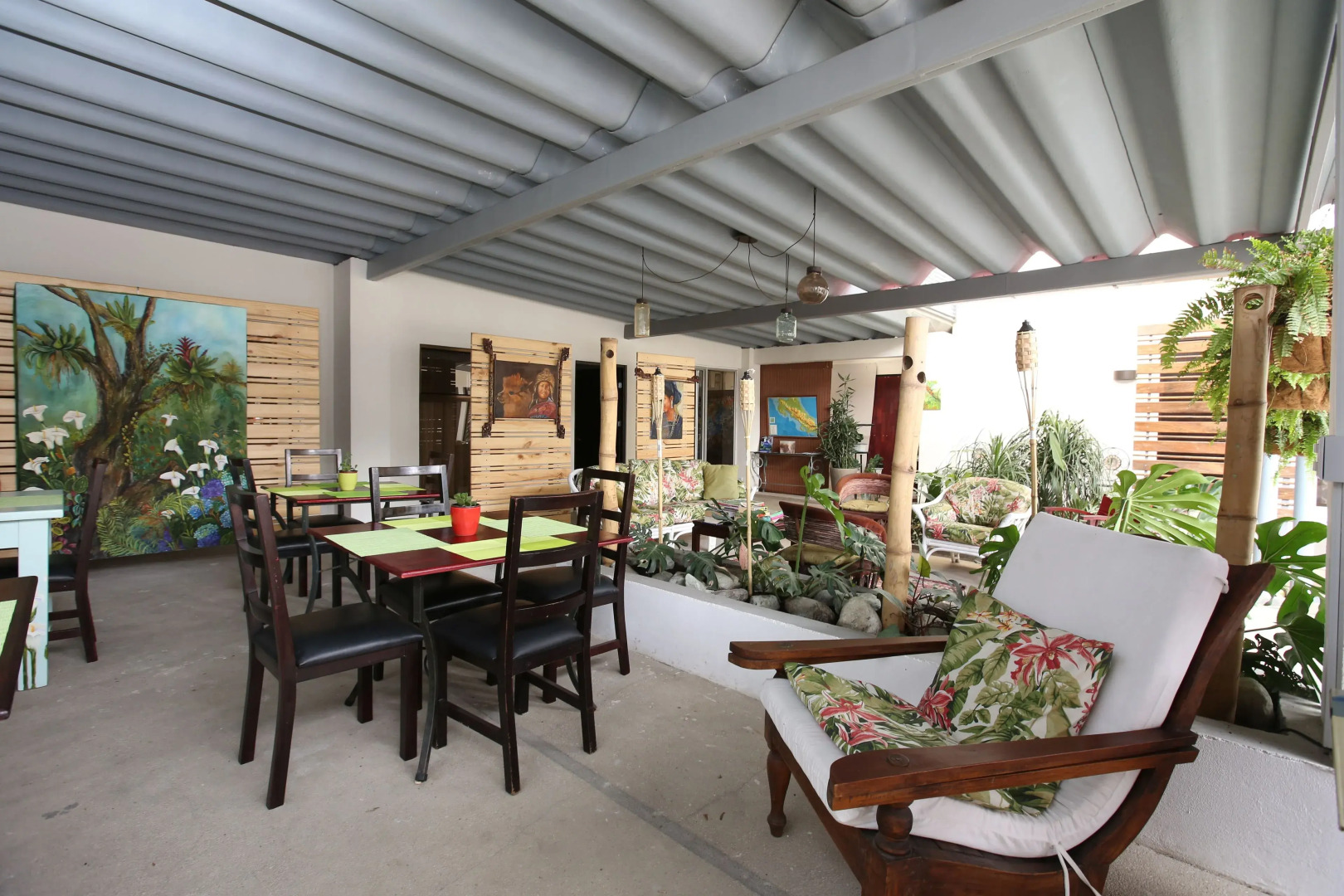 Airport Costa Rica B&B