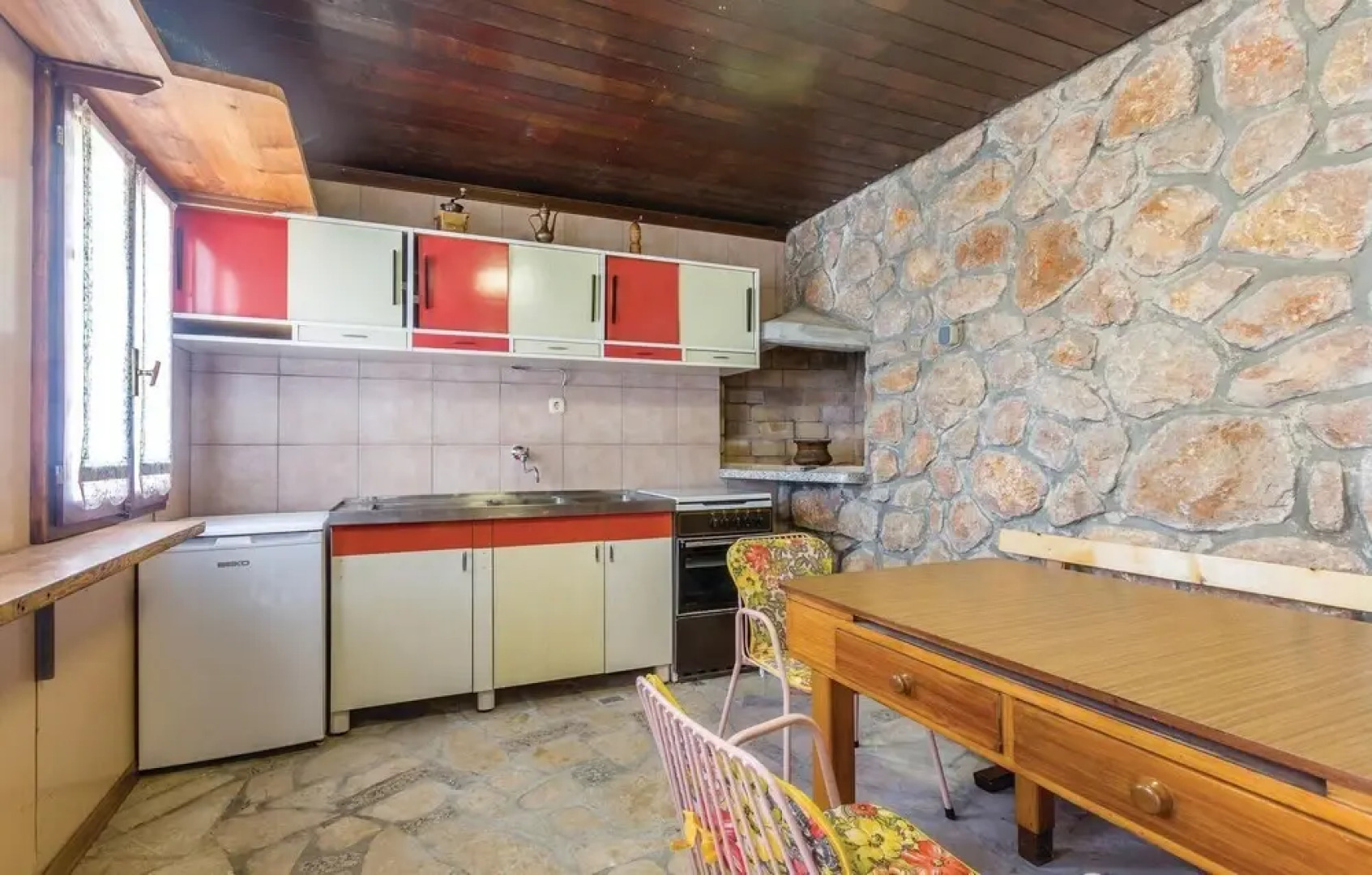 Awesome Home in Josinovac With Wifi and 2 Bedrooms