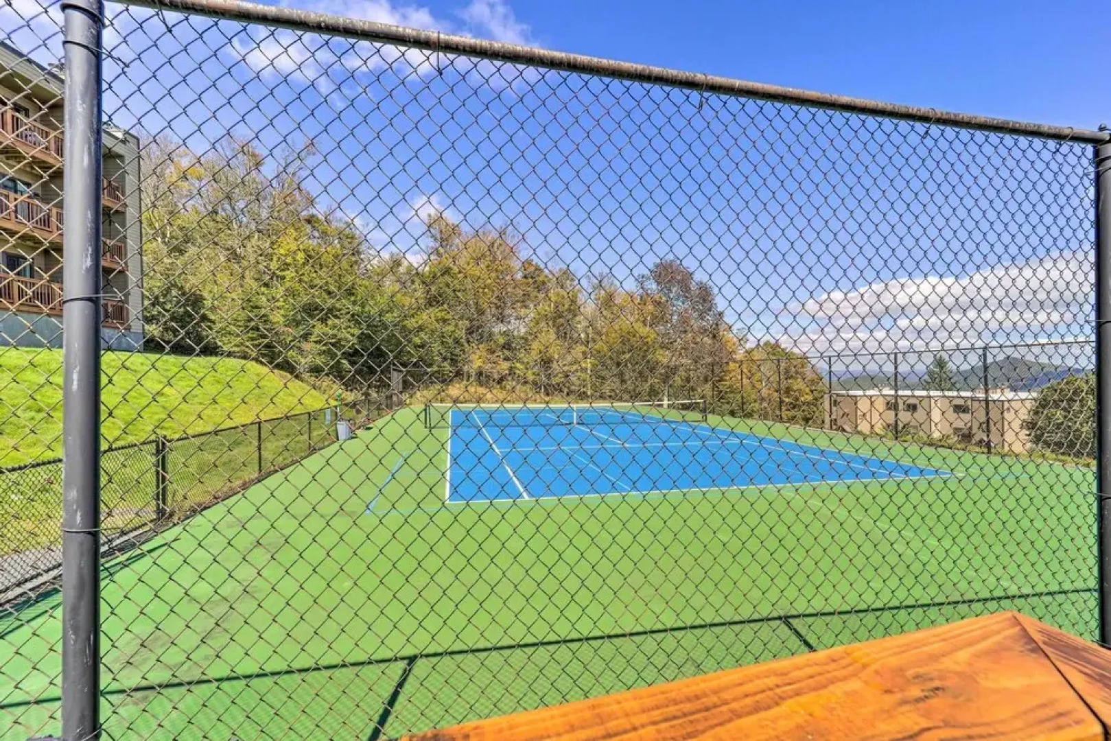 Balcony + Views: Sugar Mountain Haven!