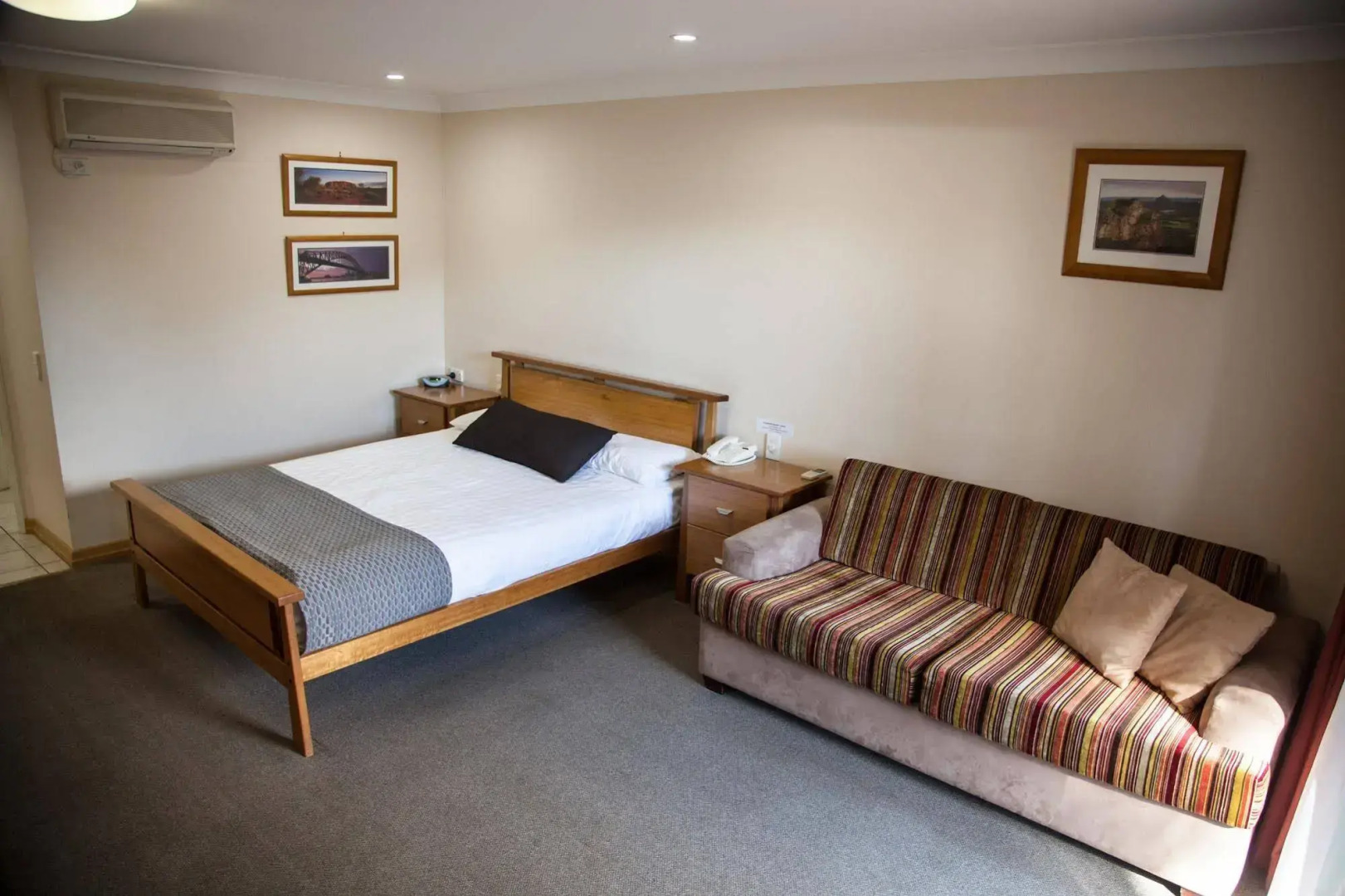 Eastgate on the Range Motel