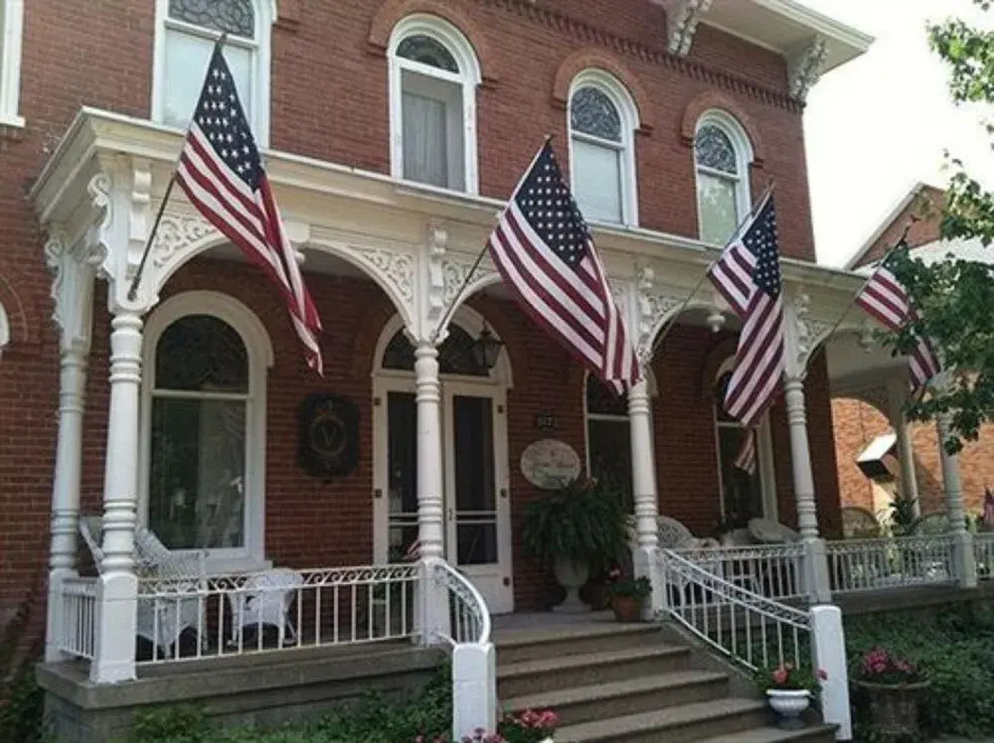 Baert Baron Mansion Bed & Breakfast