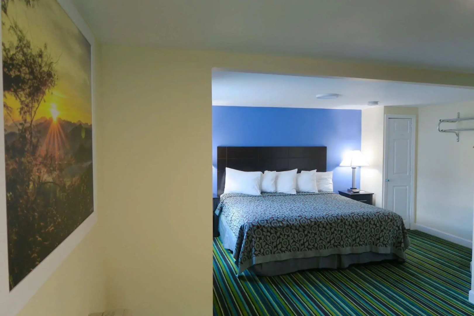 Days Inn By Wyndham Lincoln