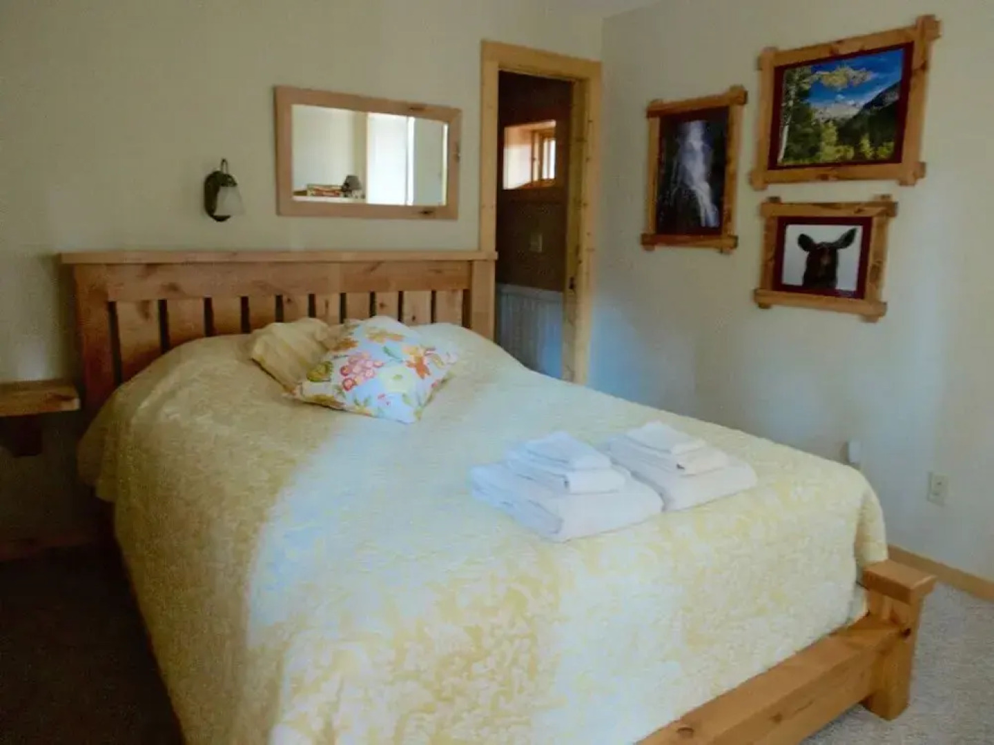 Cliffs & Stream Log - 3 Br Cabin