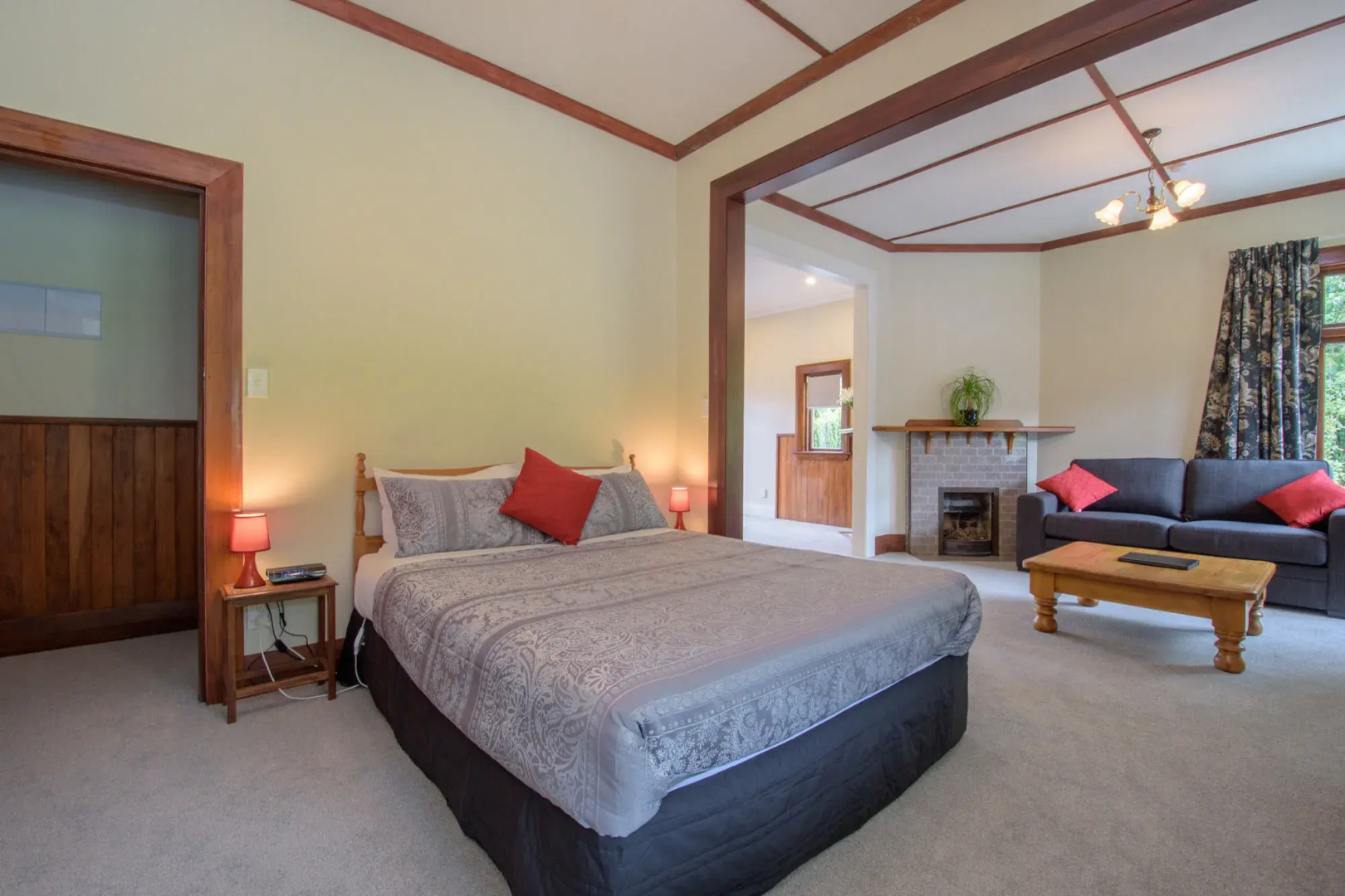 Willowbrook Country Apartments