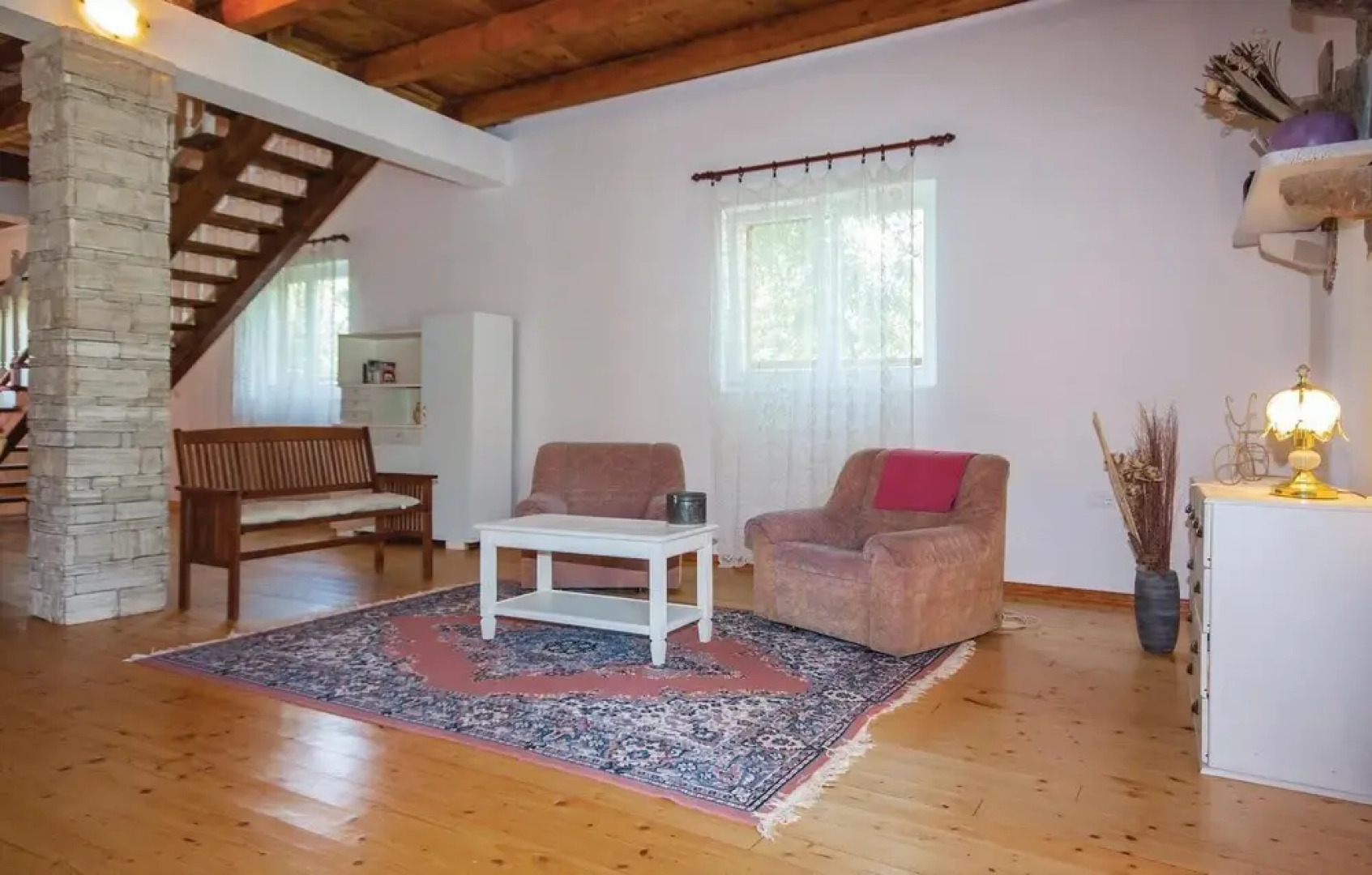 Amazing Home in Lozovac with Hot Tub, WiFi & 4 Bedrooms