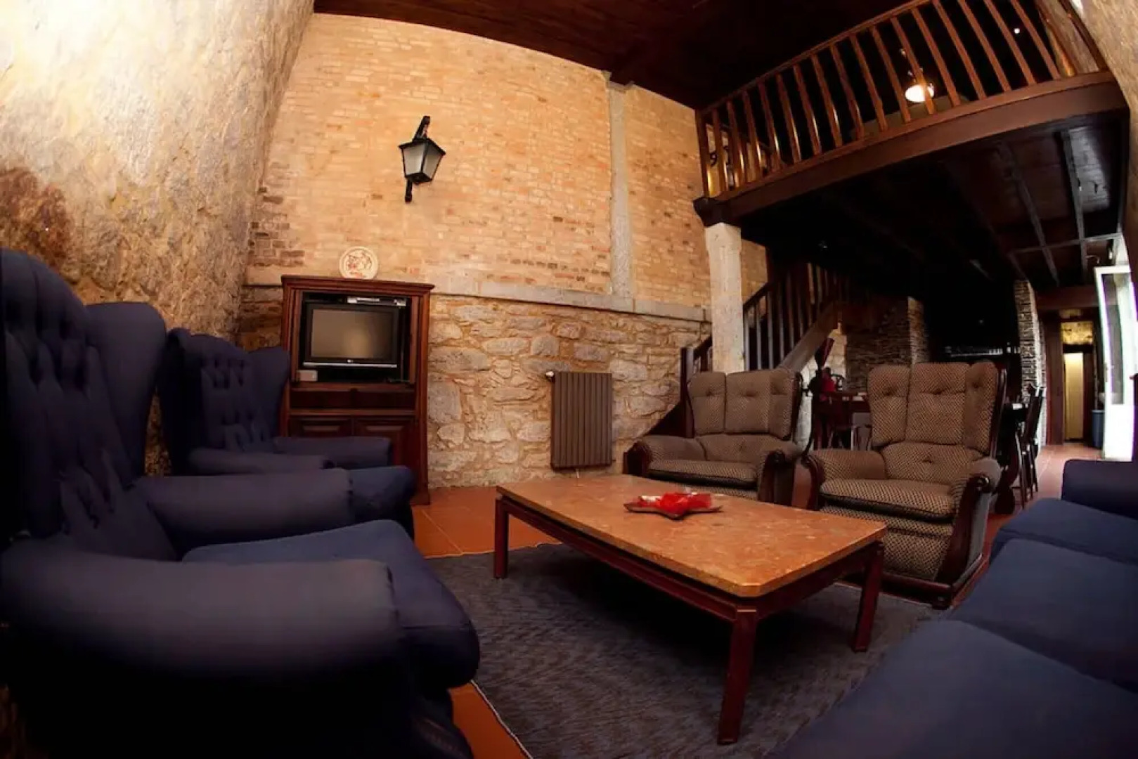 Vivenda Rústica c Piscina e Snooker, Viana Castelo