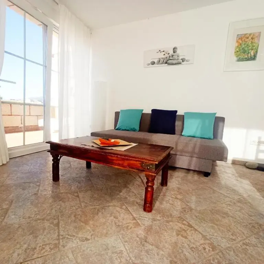 Stunning 1-Bed Apartment with seaview in Arico