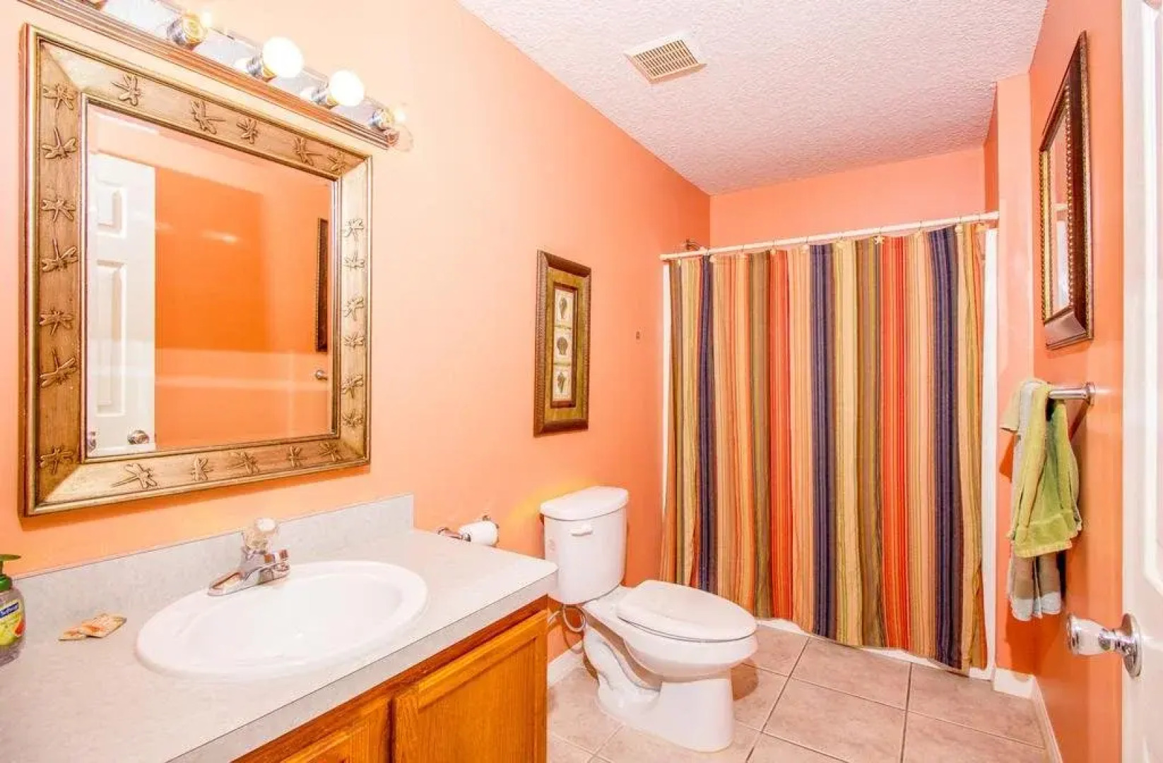 Avery's Beach Bungalow