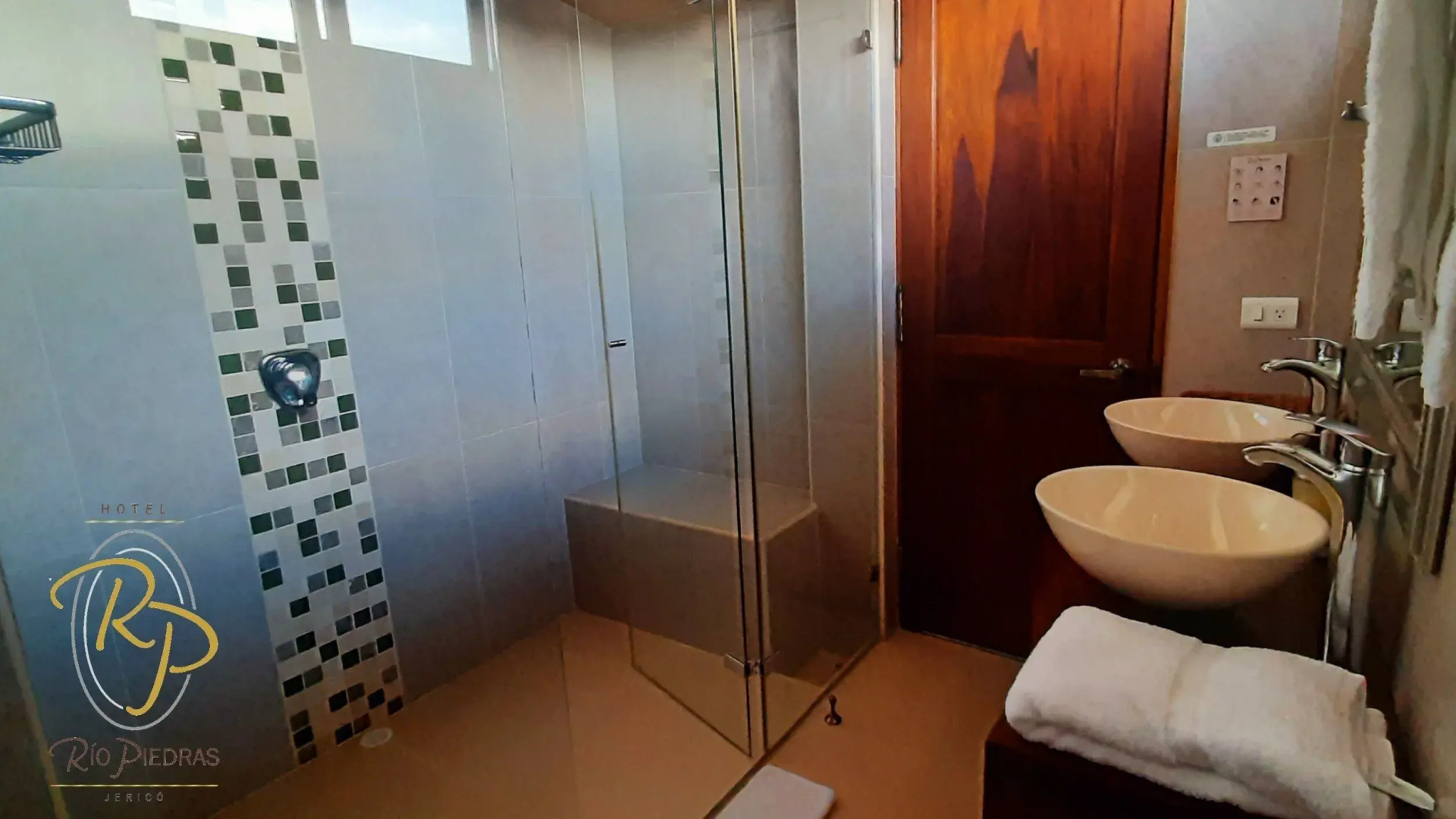 Hotel Rio Piedras