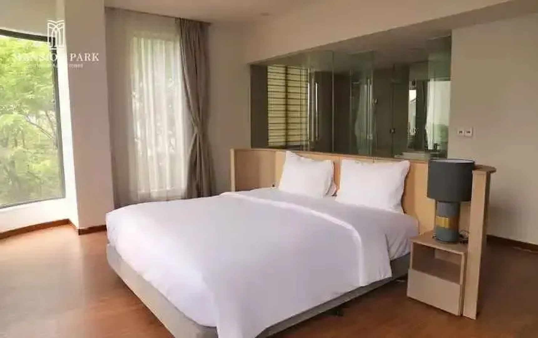 Mansion Park Hotel & Apartment