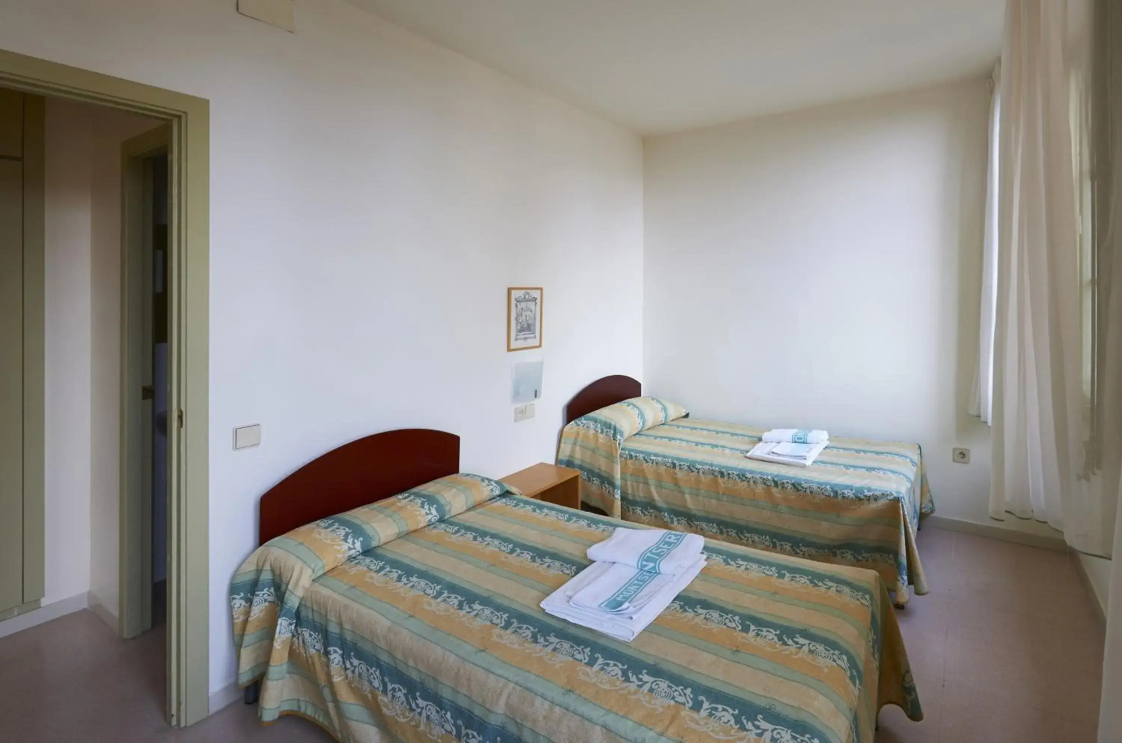 Apartamentos Montserrat Abat Marcet