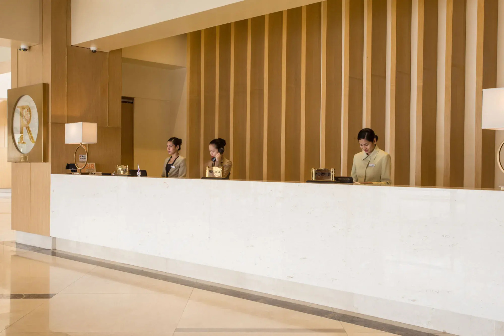 Royce Hotel & Casino