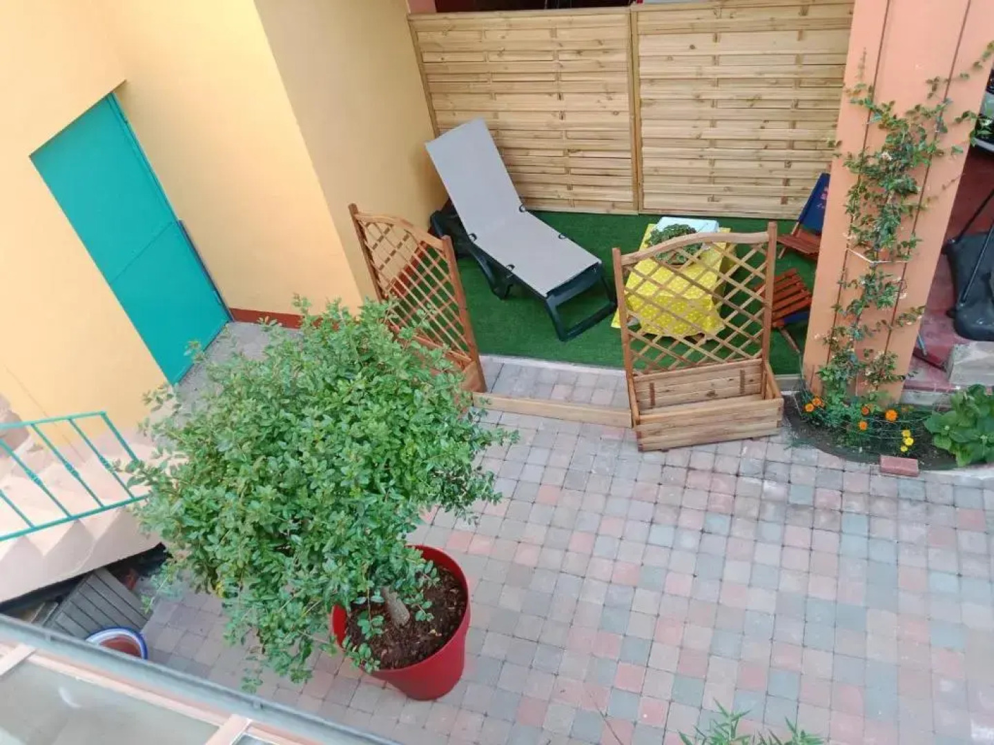 Gîte Roanne, 2 pièces, 2 personnes - FR-1-496-237