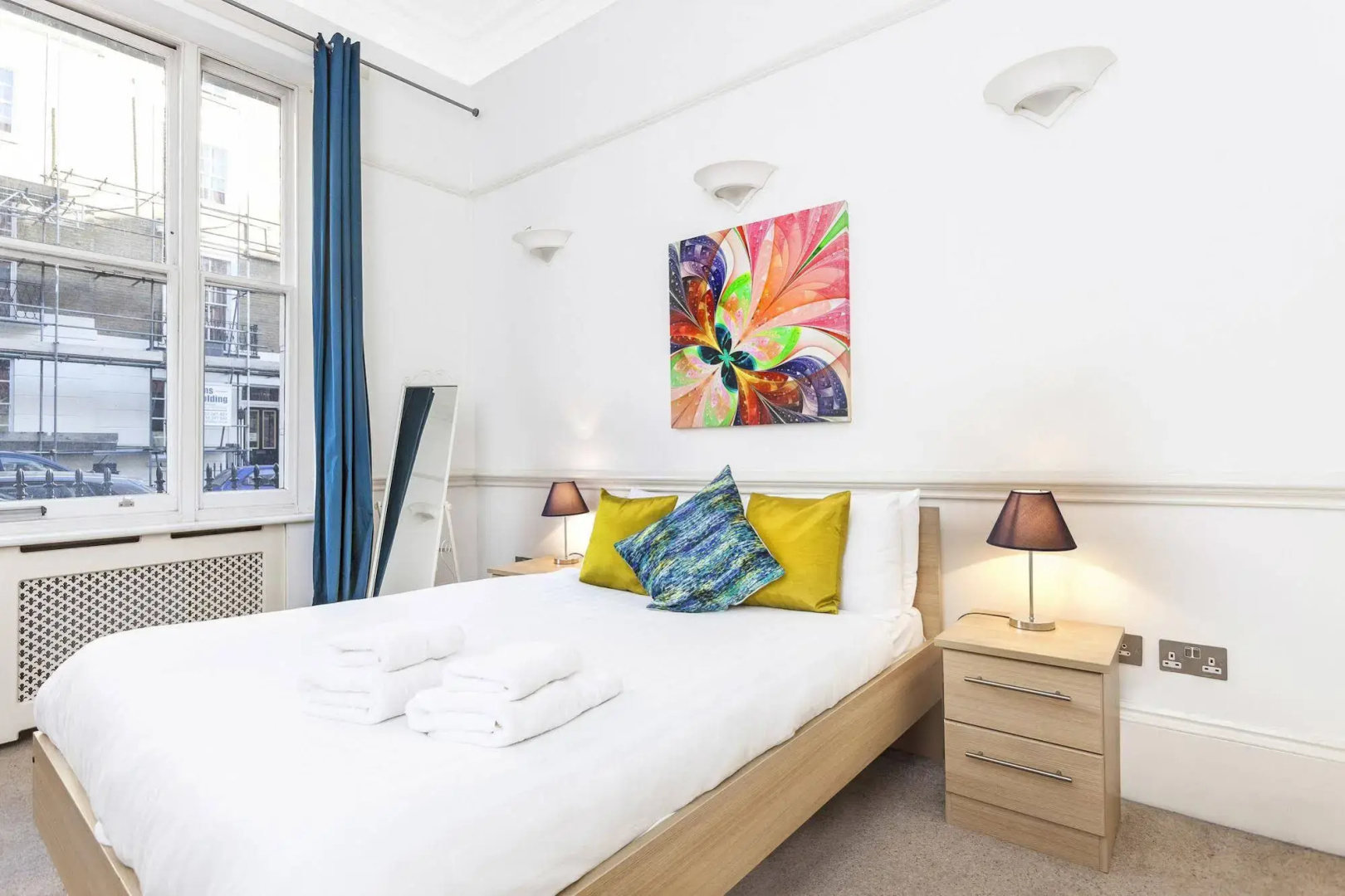 Club Living - Hyde Park Apartments