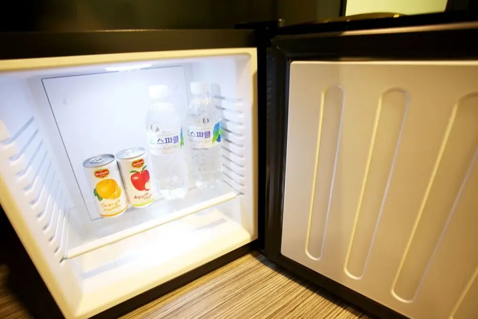 Chuncheon Hotel Lavender