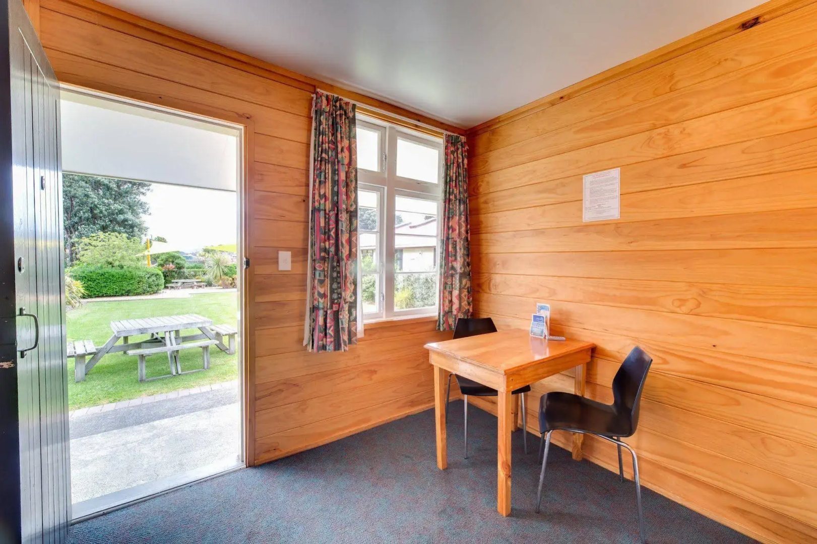 Wellington TOP 10 Holiday Park