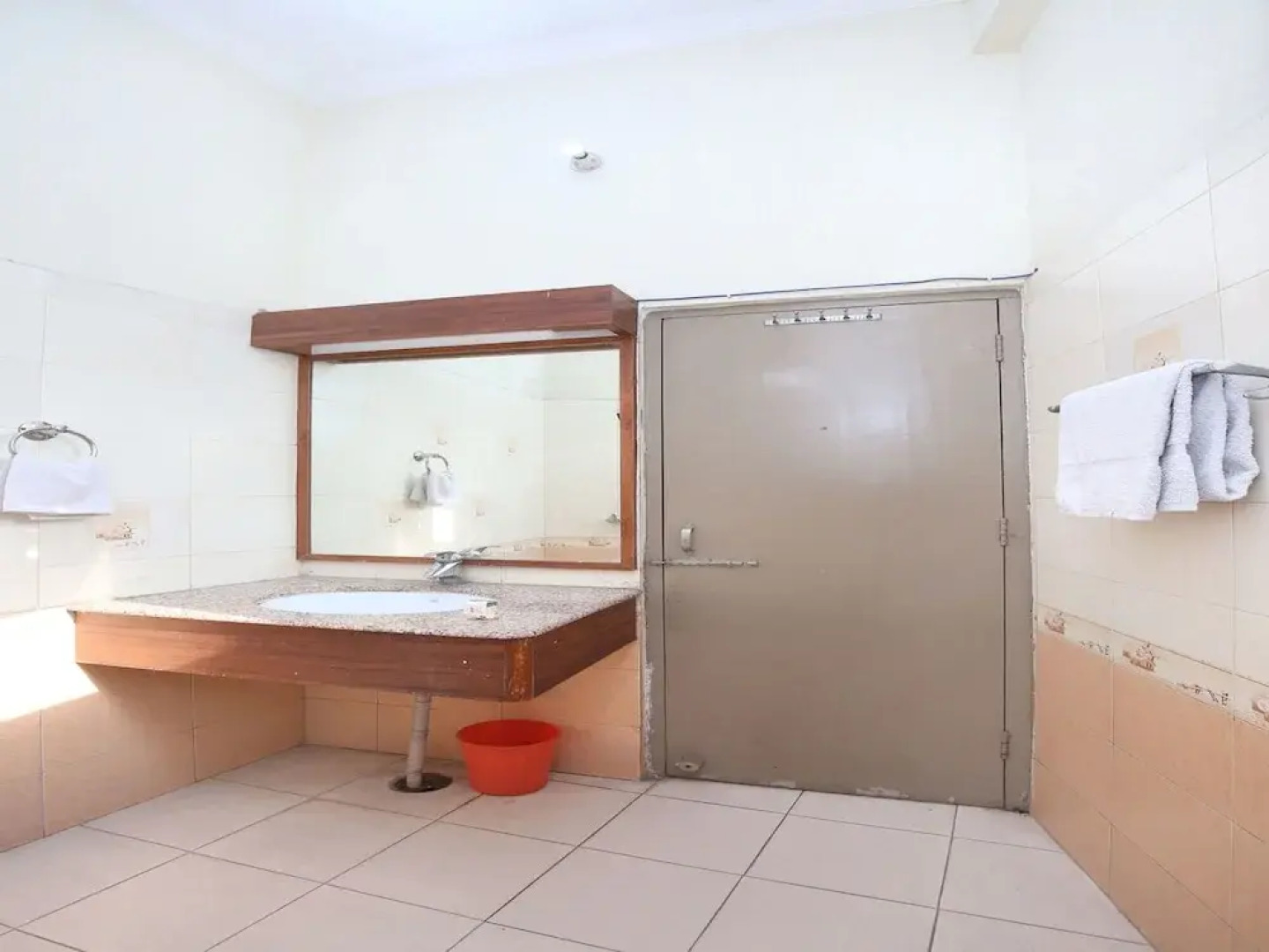 OYO 5144 Comfort Inn