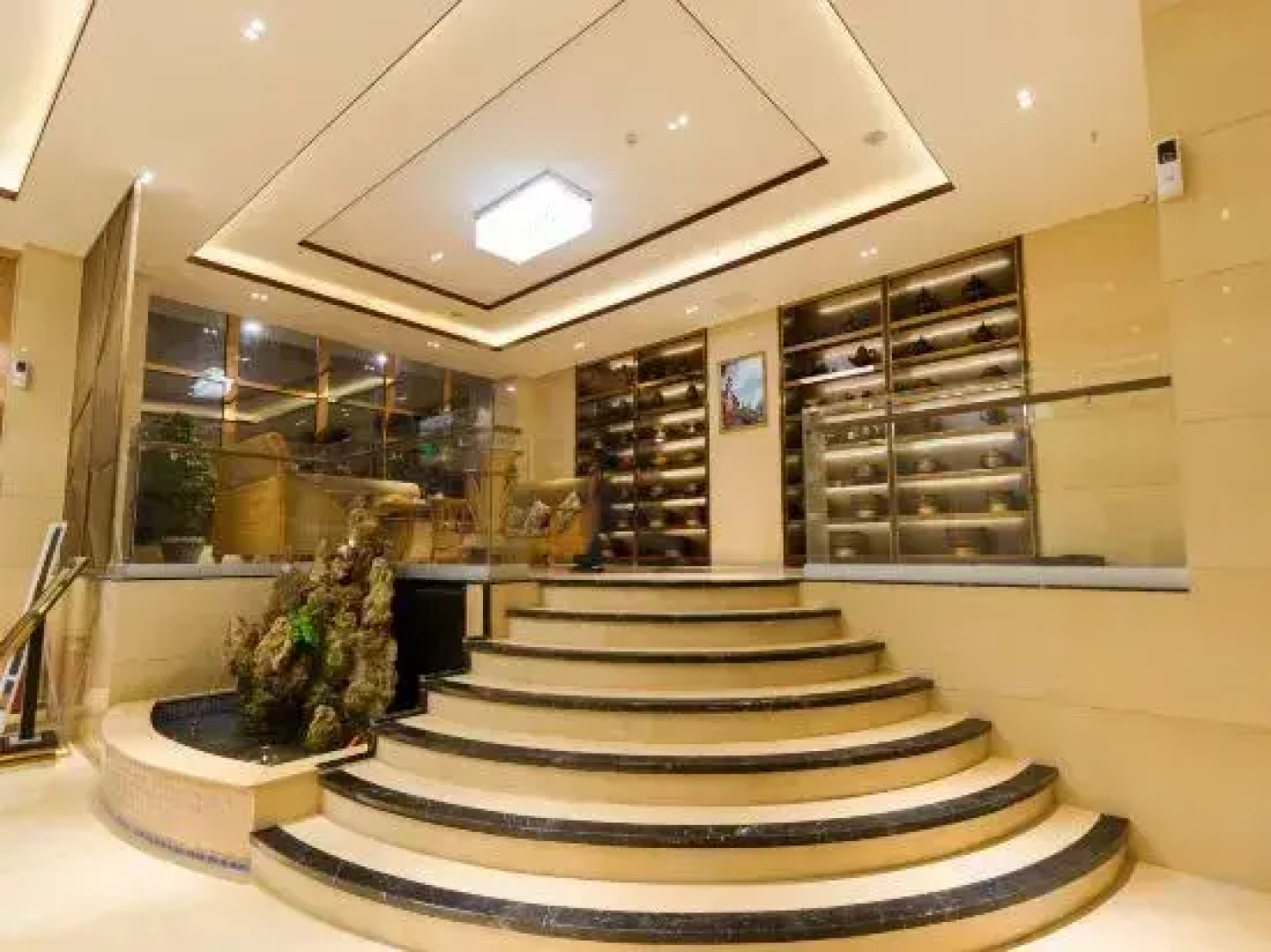 Biriyading Hotel