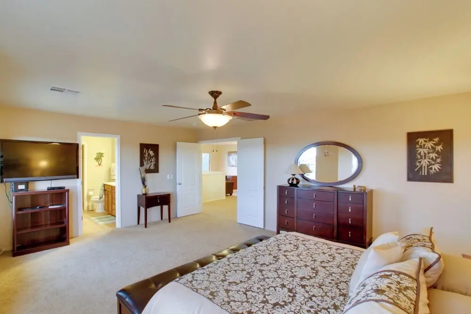 San Tan Mountain Escape w/ Patio & Pool Access!