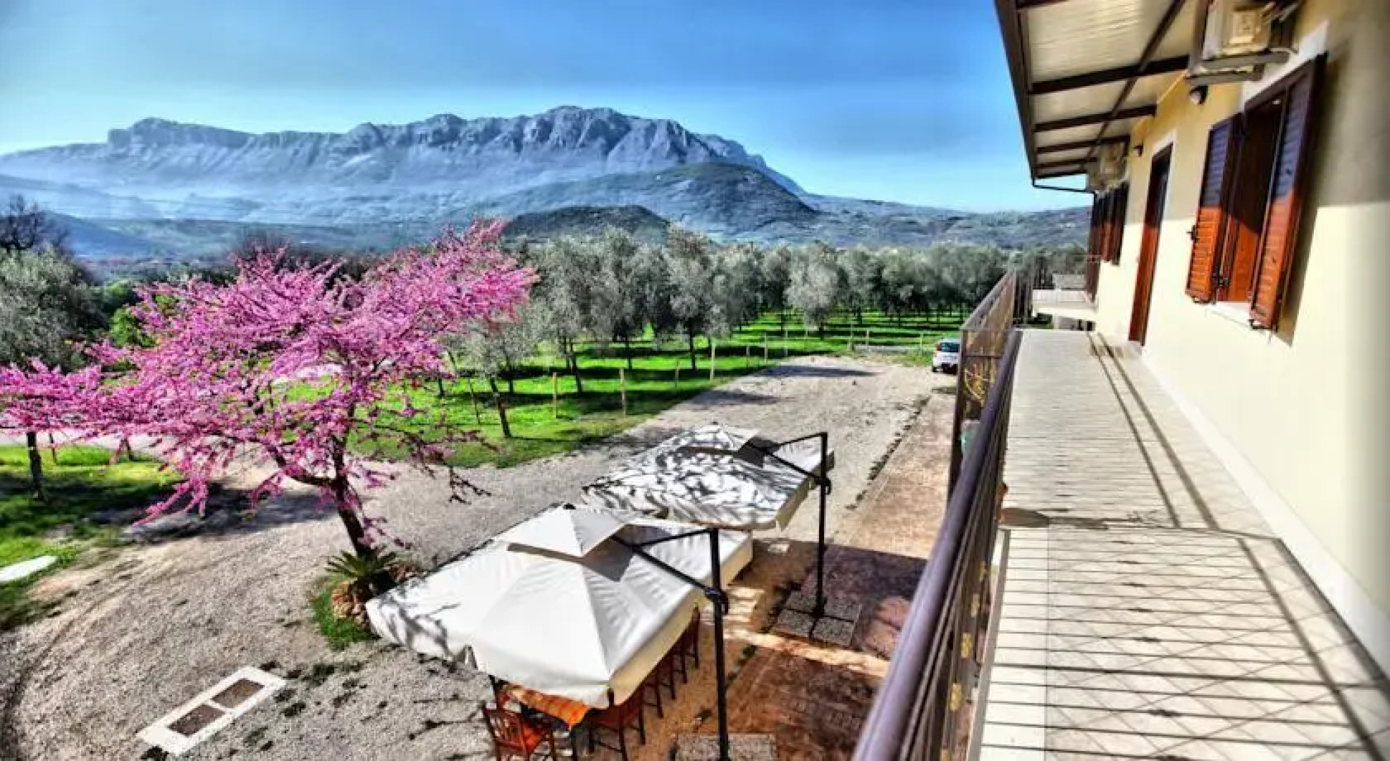 Agriturismo Antica Tenuta Chiola