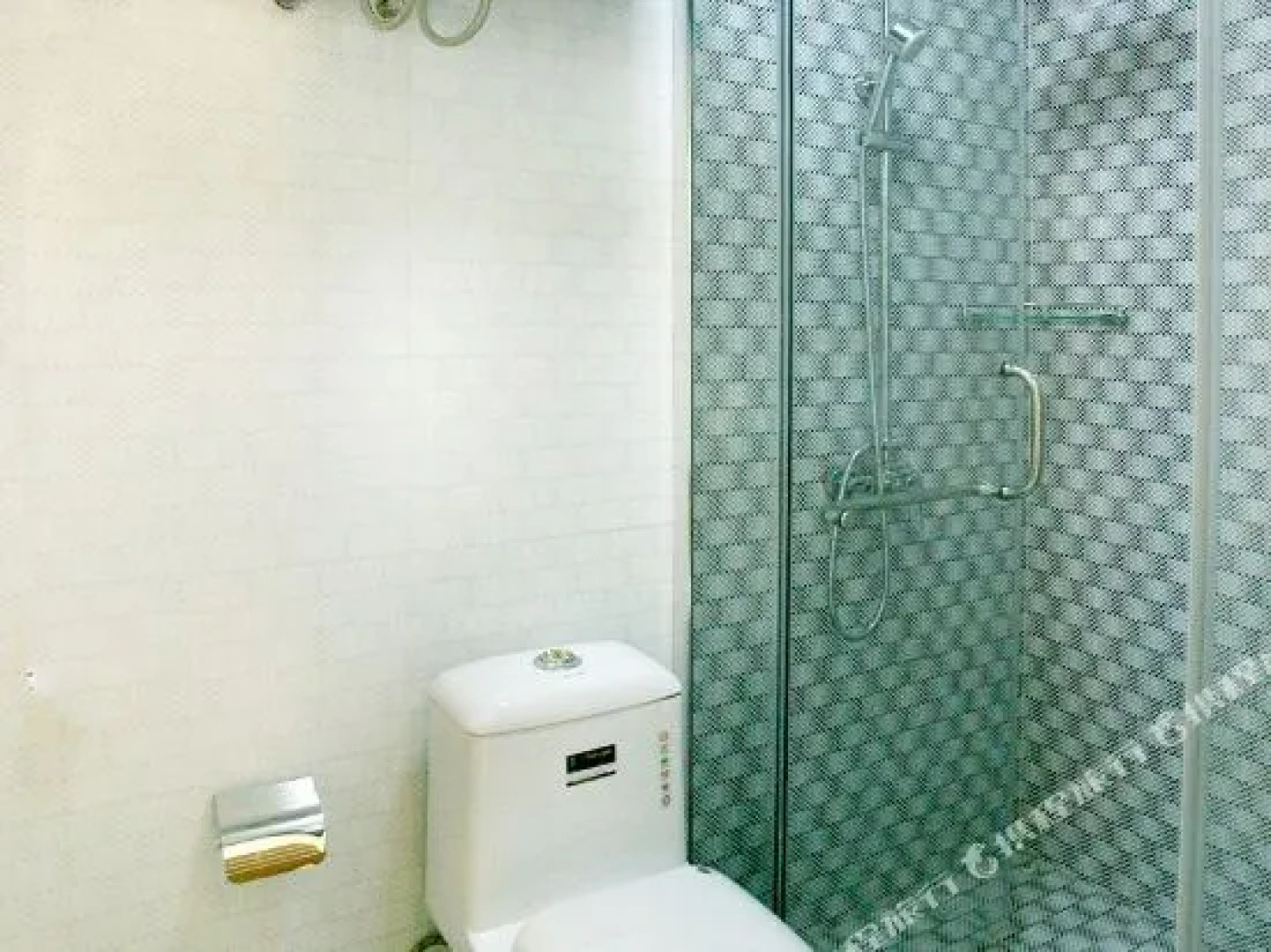 Liaoyang Qianyuelong Holiday Hotel