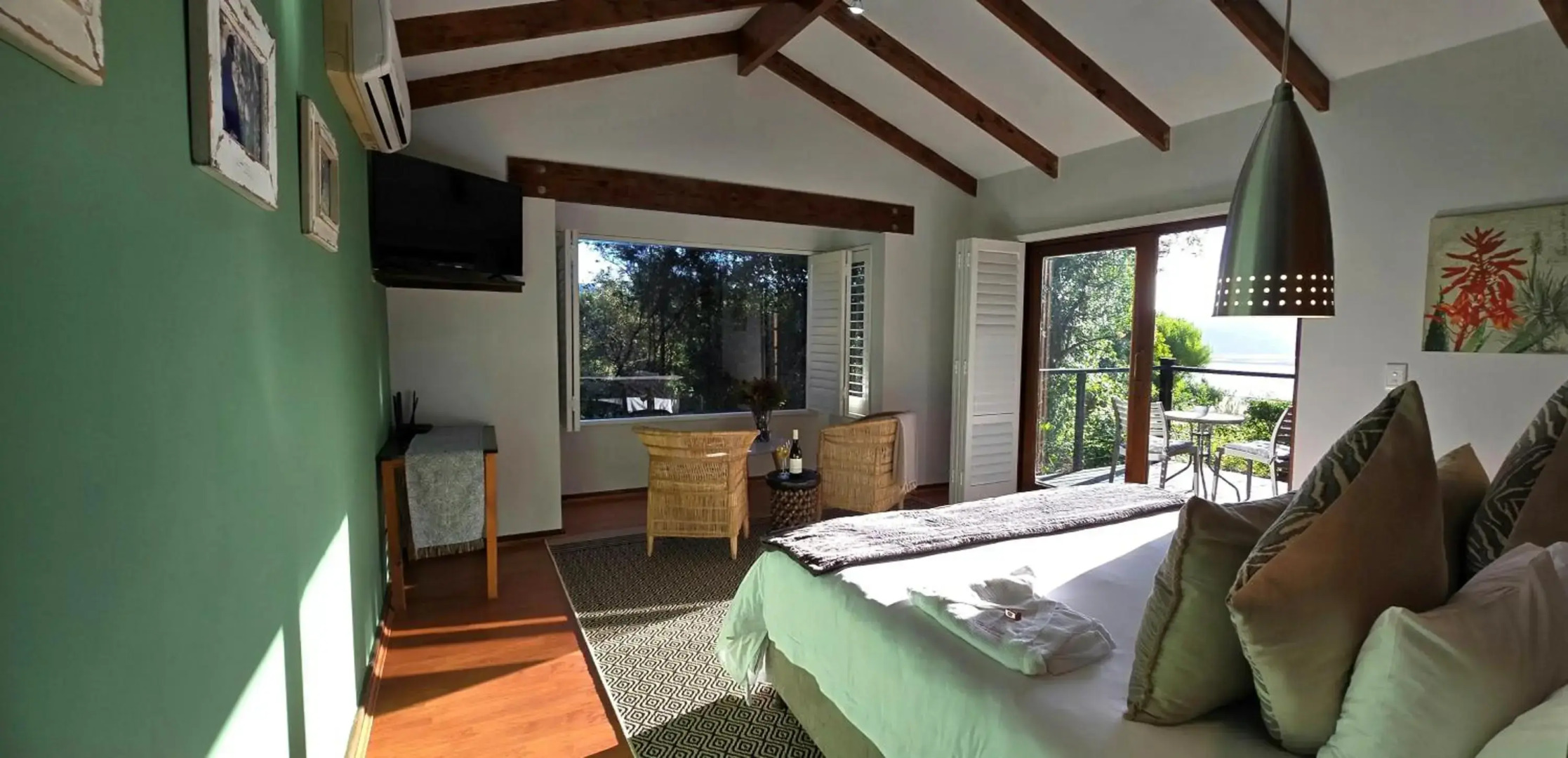 Elephant Hide of Knysna Guest Lodge