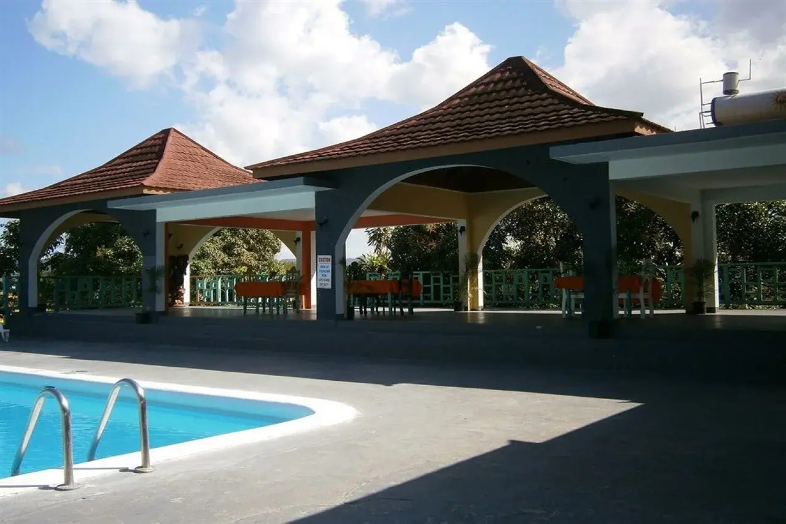 Gold Nugget Hotel