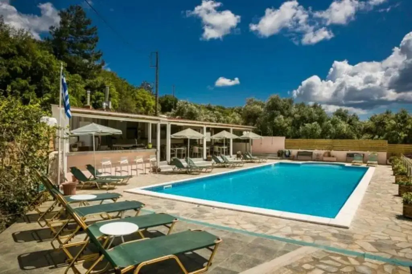 Panorama Fanari Studios & Apartments