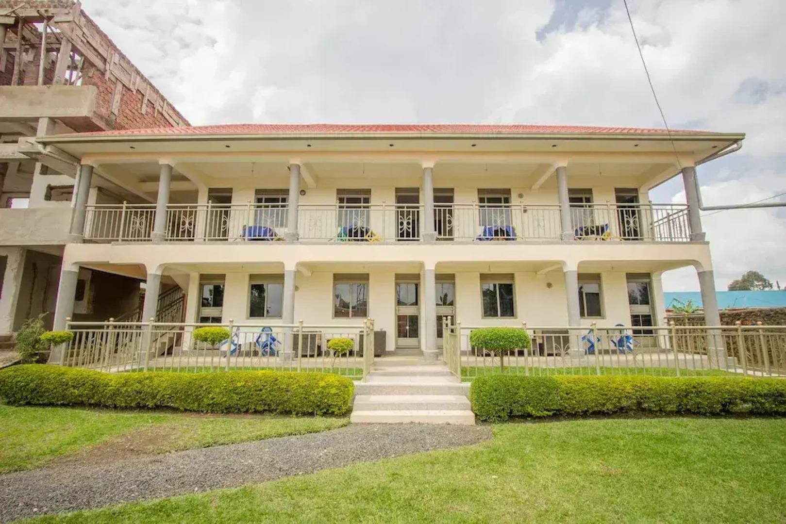 Virunga Campsite and Backpackers