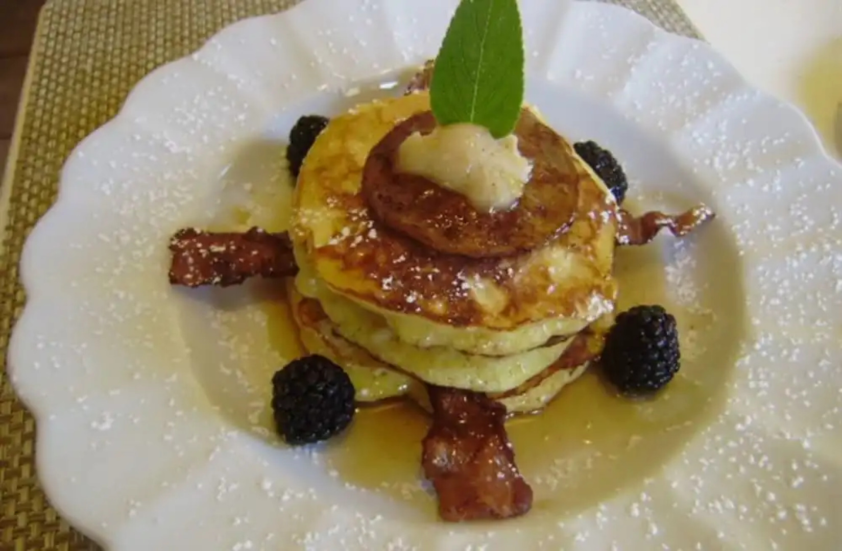 Catalina Park Inn Bed and Breakfast