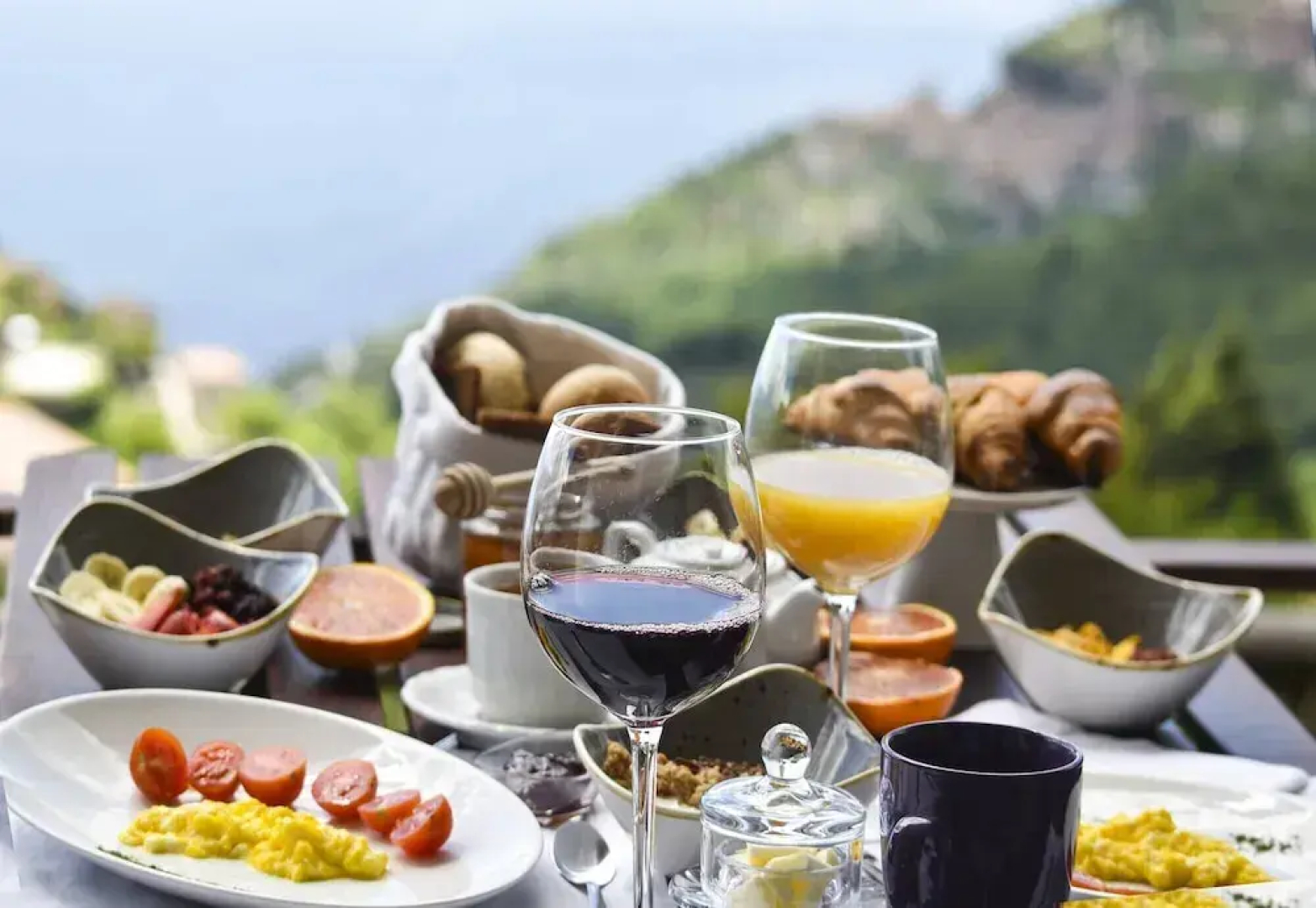 Borgo le Vigne - La Vinaccia