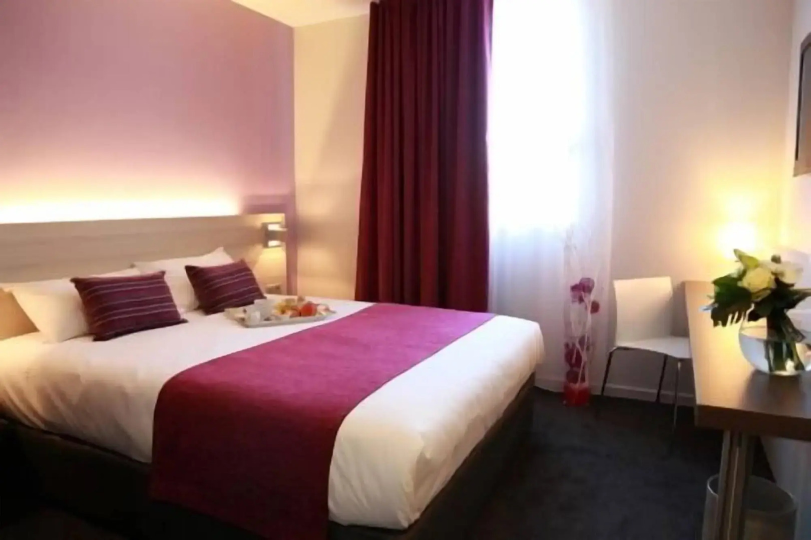 Brit Hotel Vannes-Theix