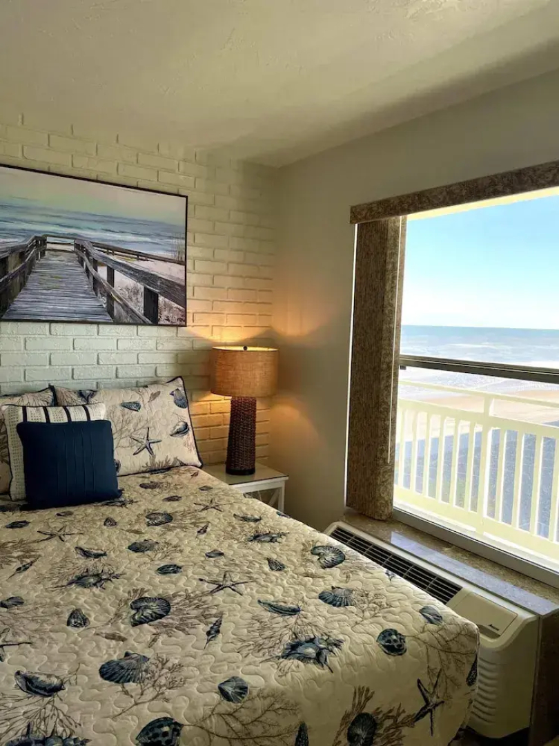 Sea Dreams - Beachside 1 Bedroom at Symphony Beach