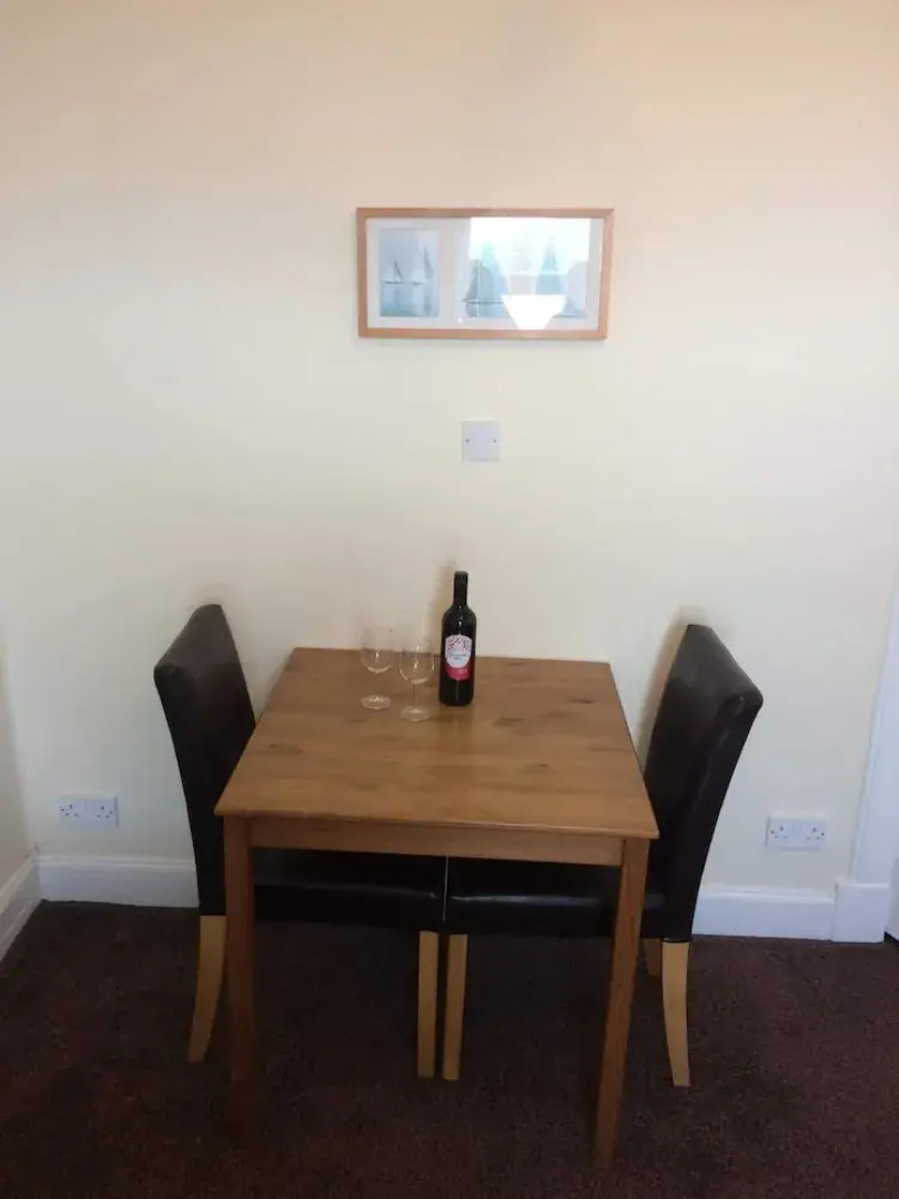 Commodore Guest House