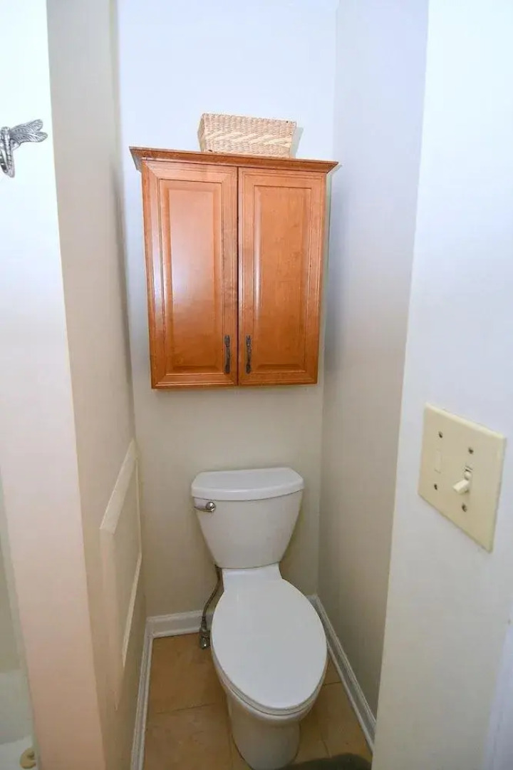 Autumn Wings - A Natural Retreat